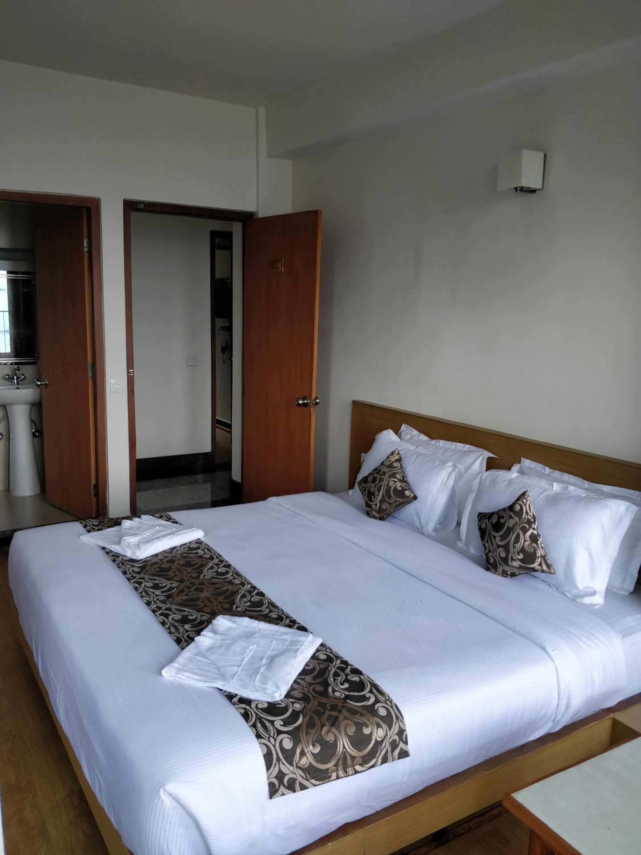 Deluxe Queen Room photo 3