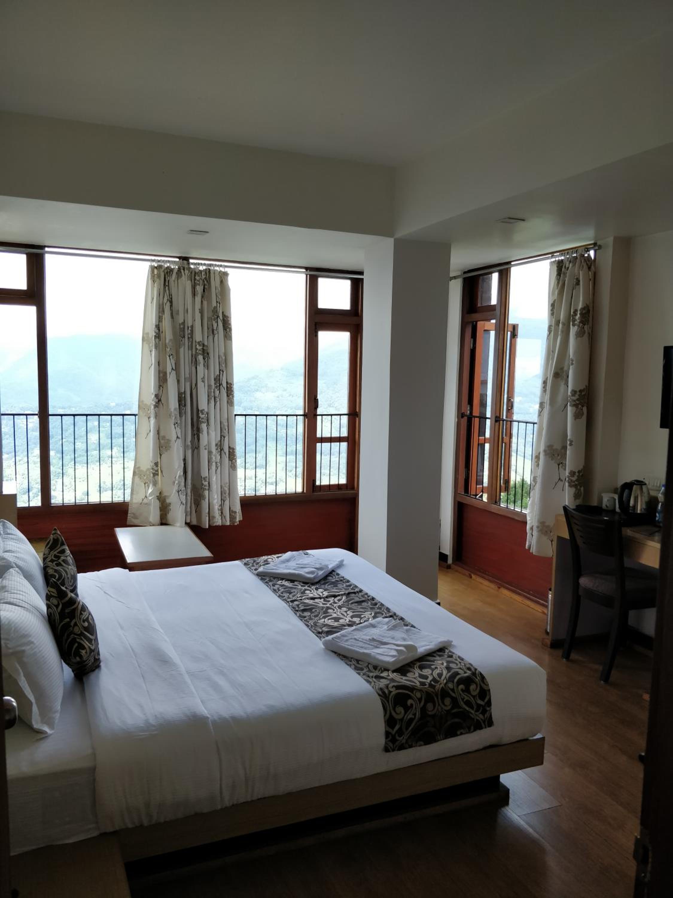 Deluxe Queen Room photo 2