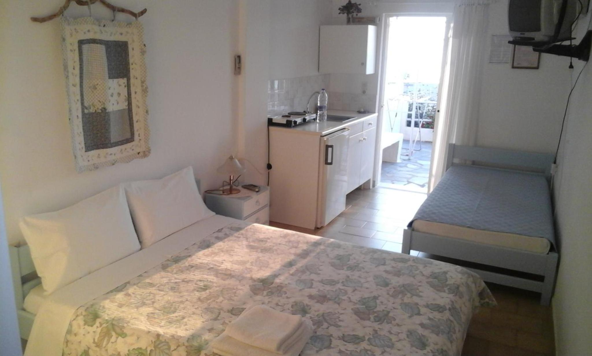 Standard Triple Room with Sea View photo 1