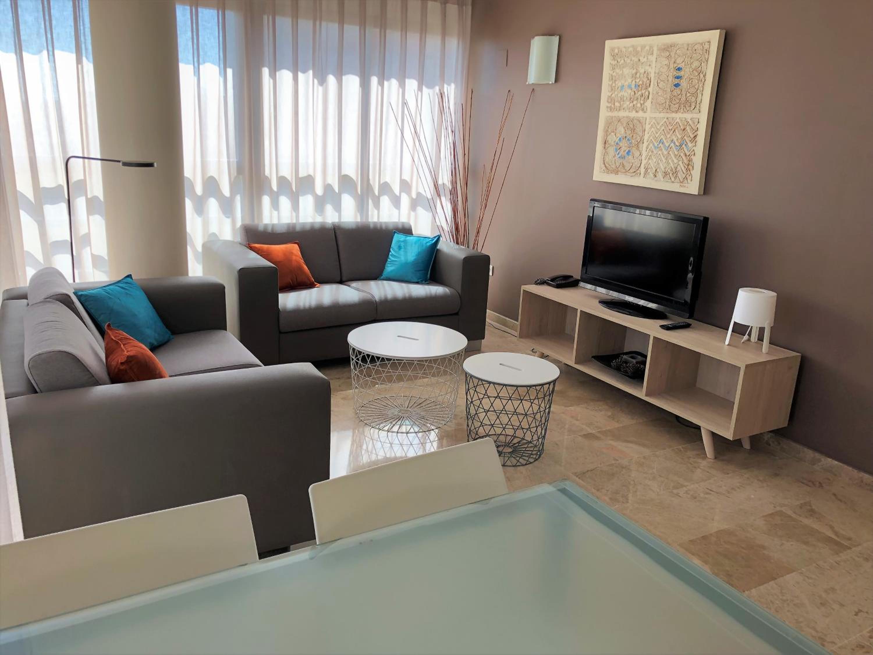 Two-Bedroom Apartment (4 Adults) - Photo 7