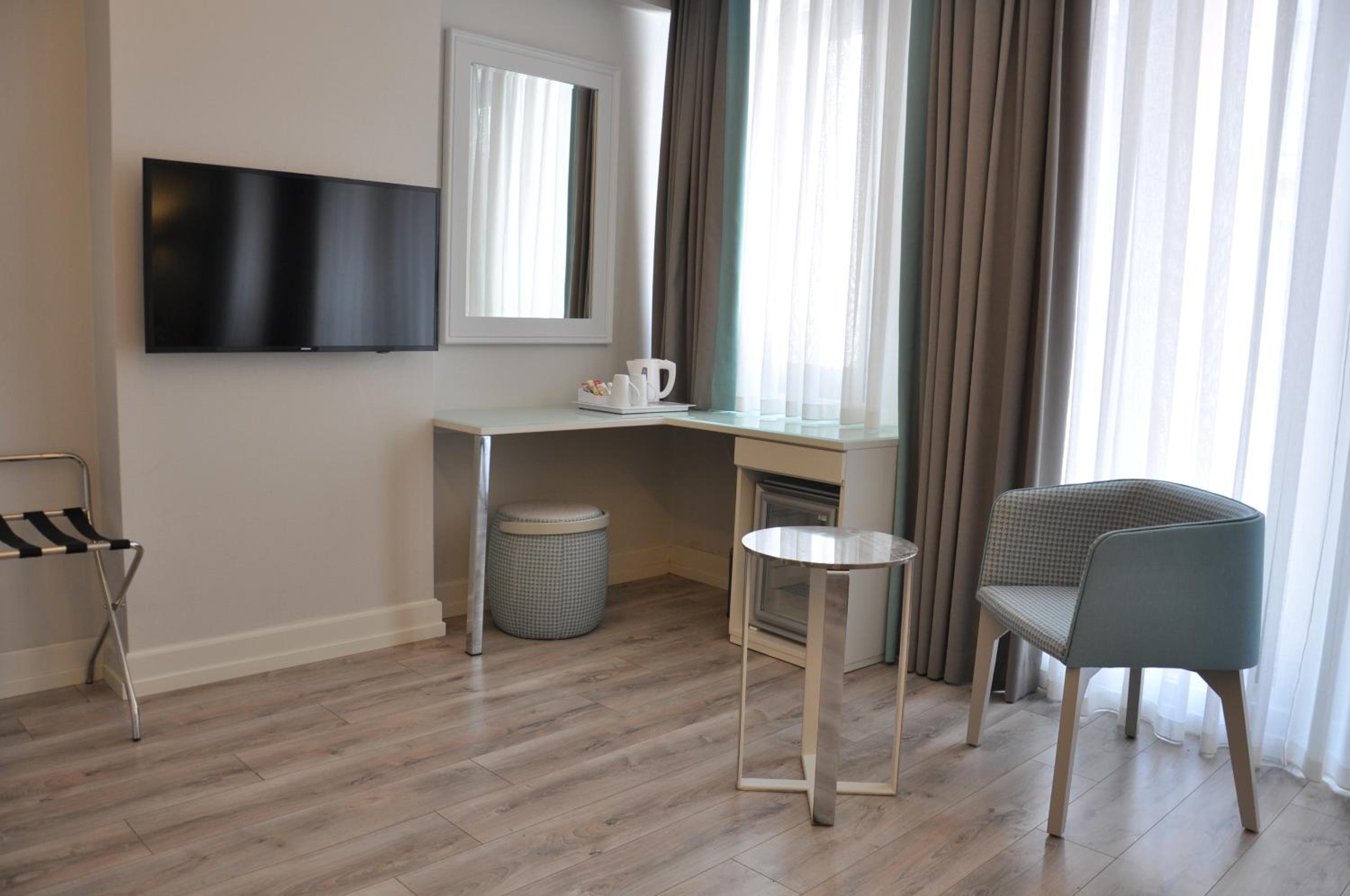 Junior Suite with Terrace photo 3