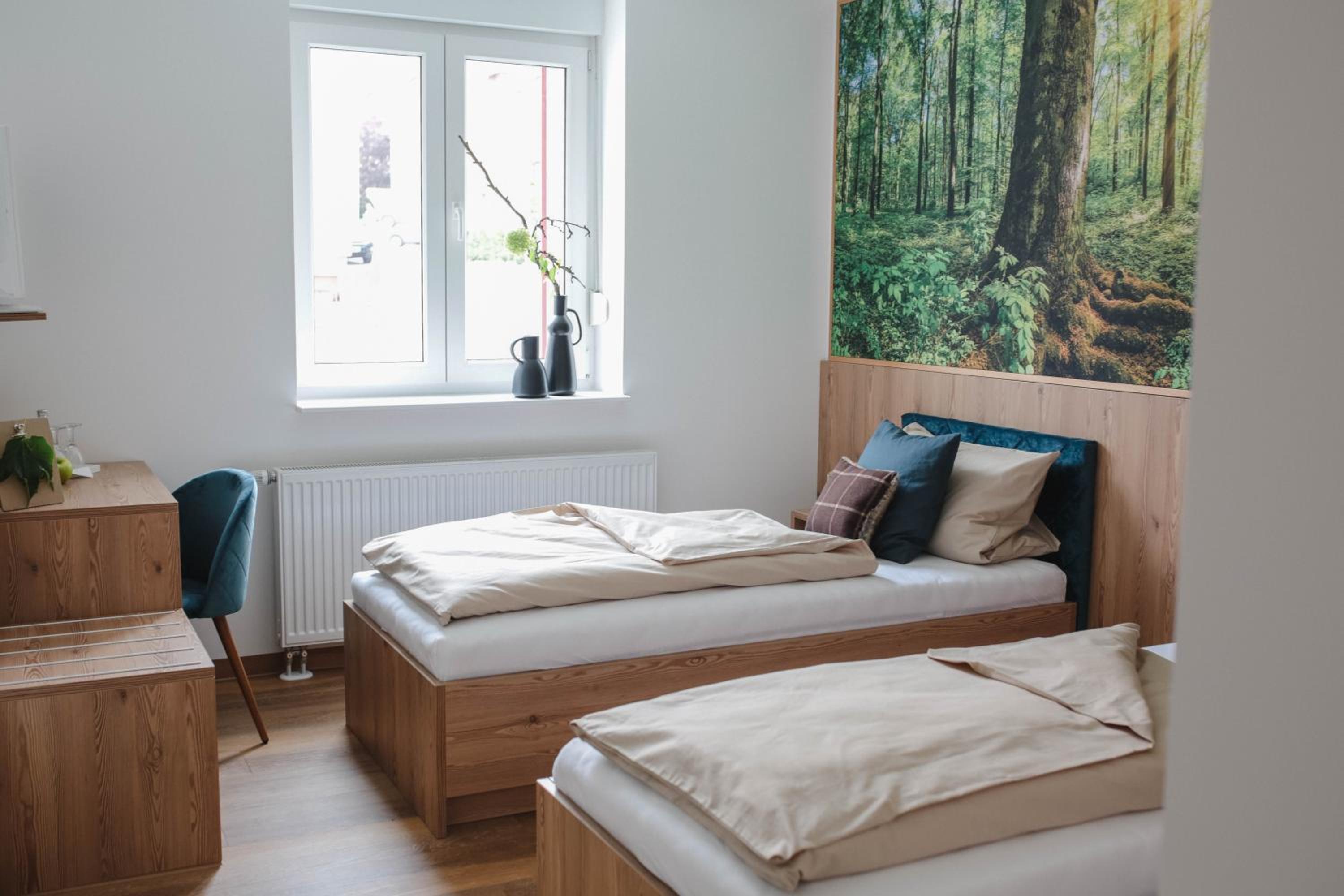 Double Room with Shared Bathroom photo 3