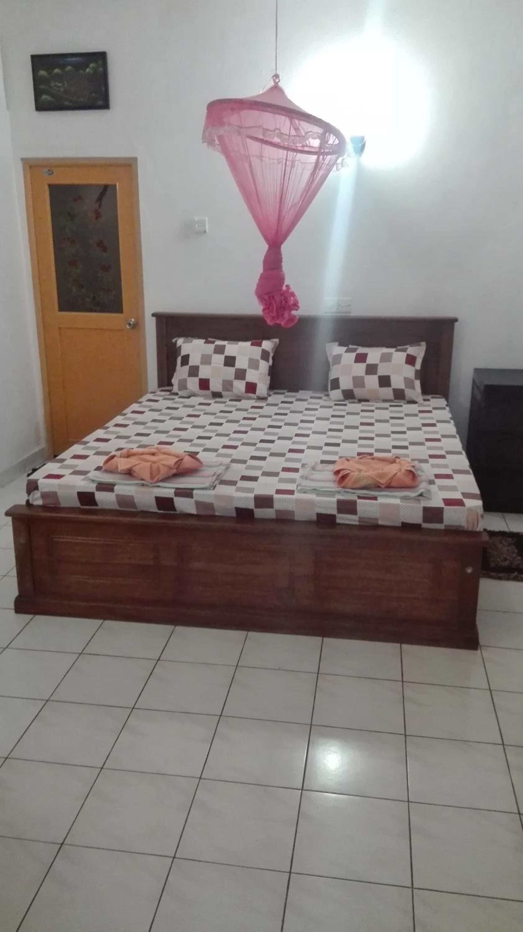 Budget Double Room - Photo 6