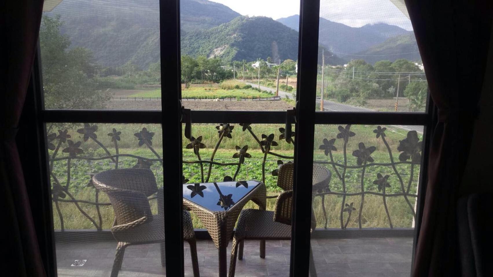 Deluxe Double Room with Balcony photo 3