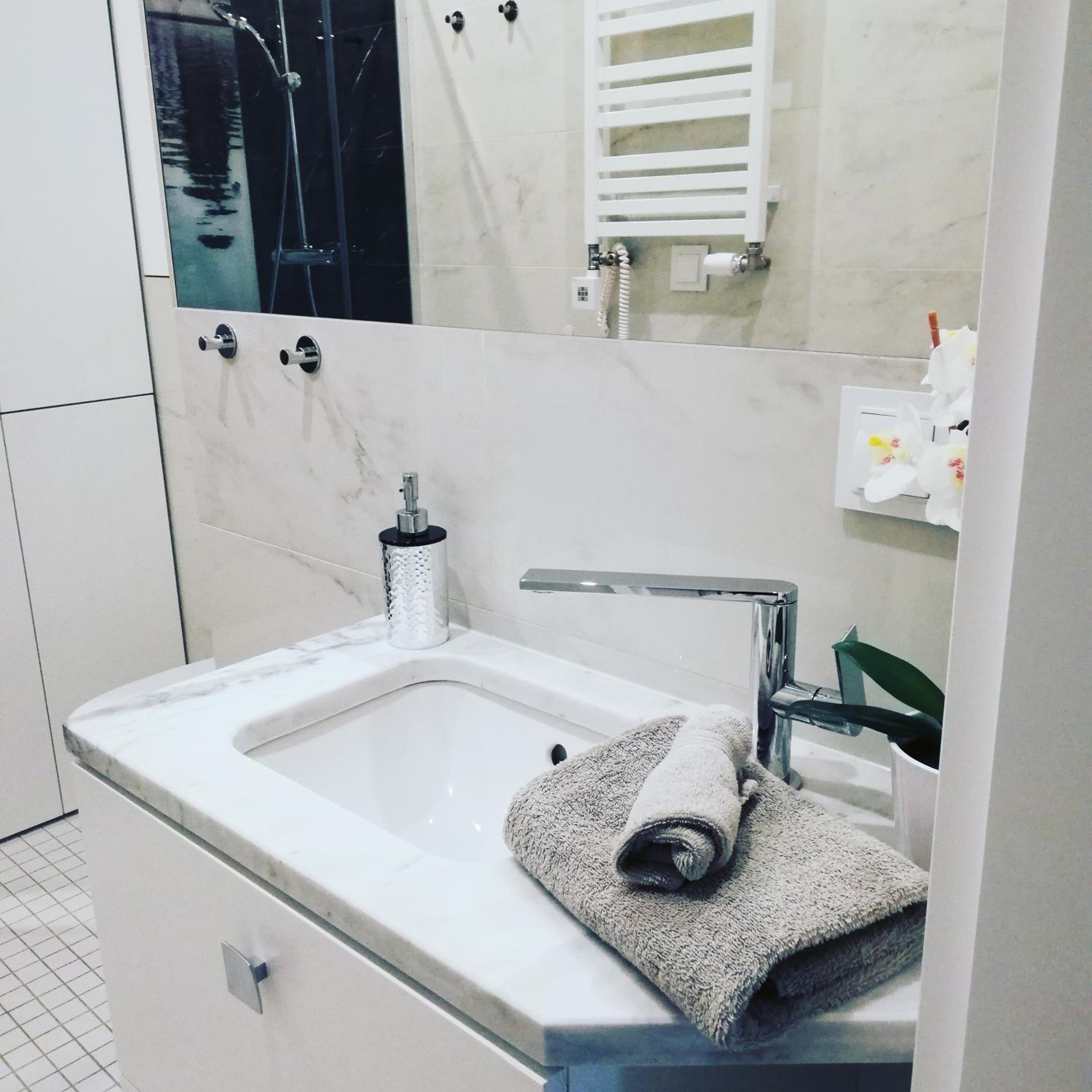 Standard Double or Twin Room - Photo 3