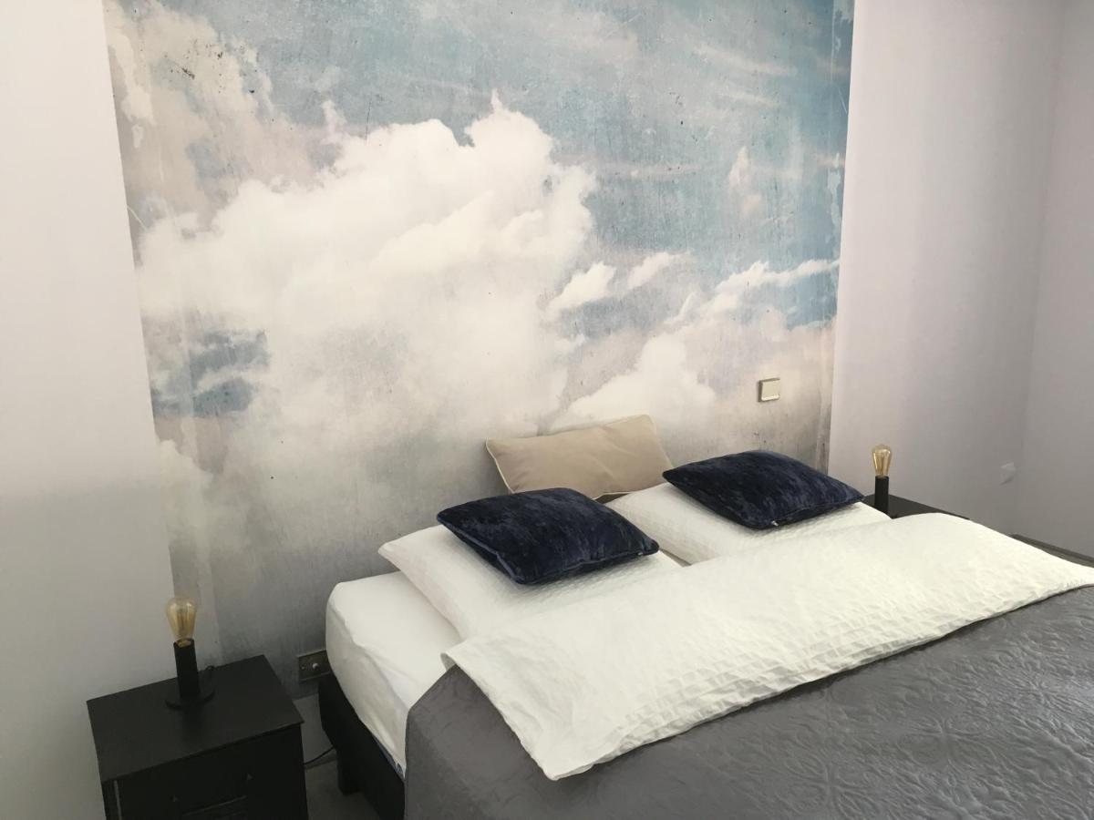Double Room with Pool View photo 3