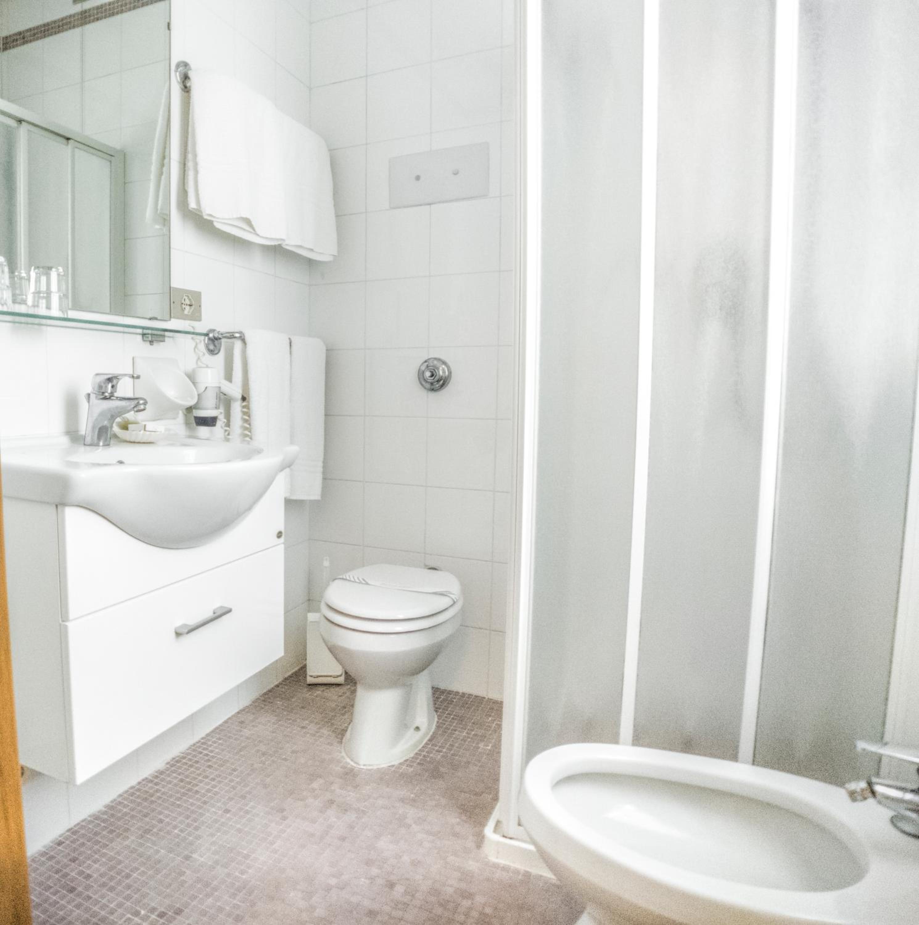 Small Double Room photo 1