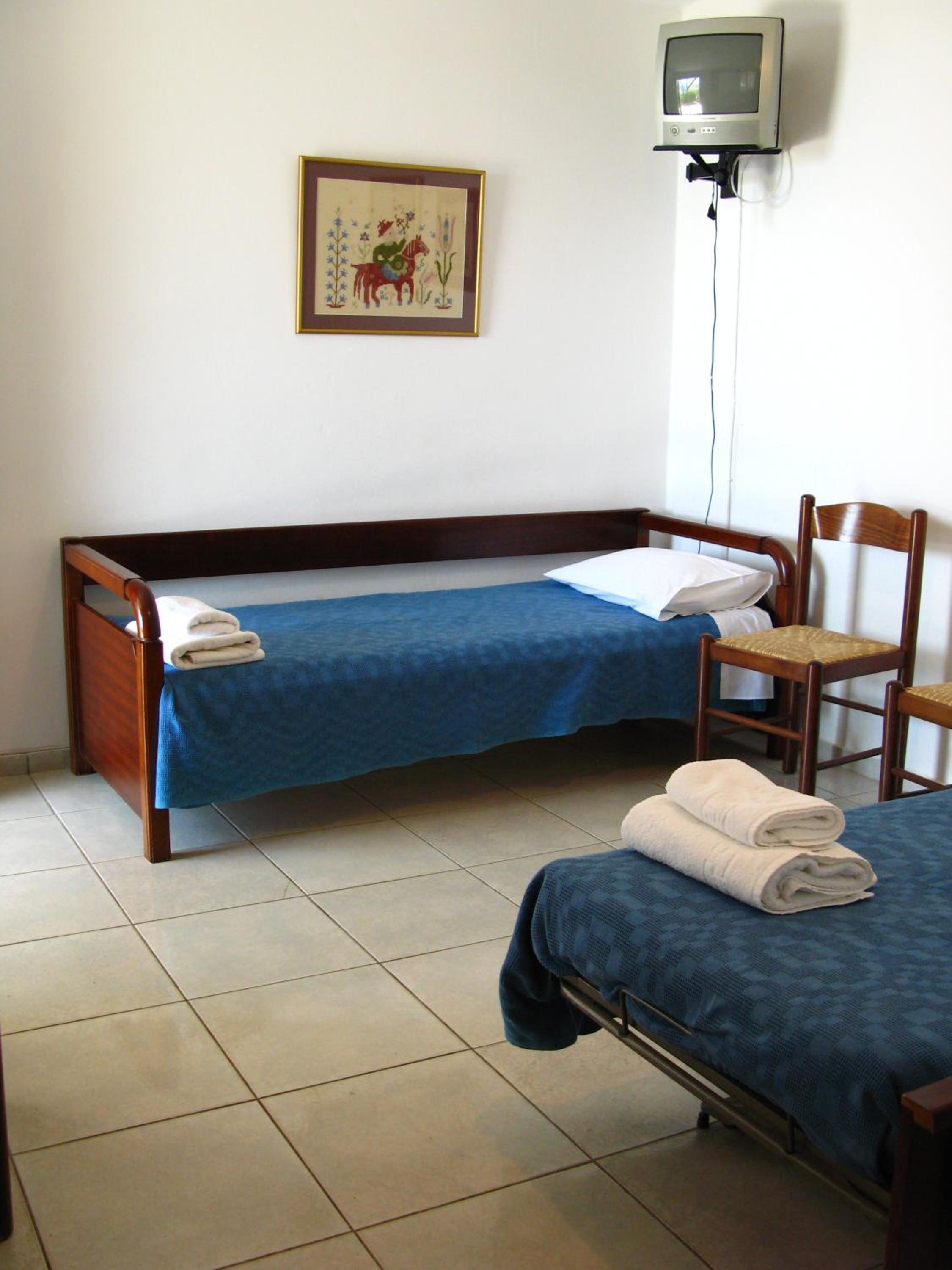 One-Bedroom Apartment (4 Adults) photo 2