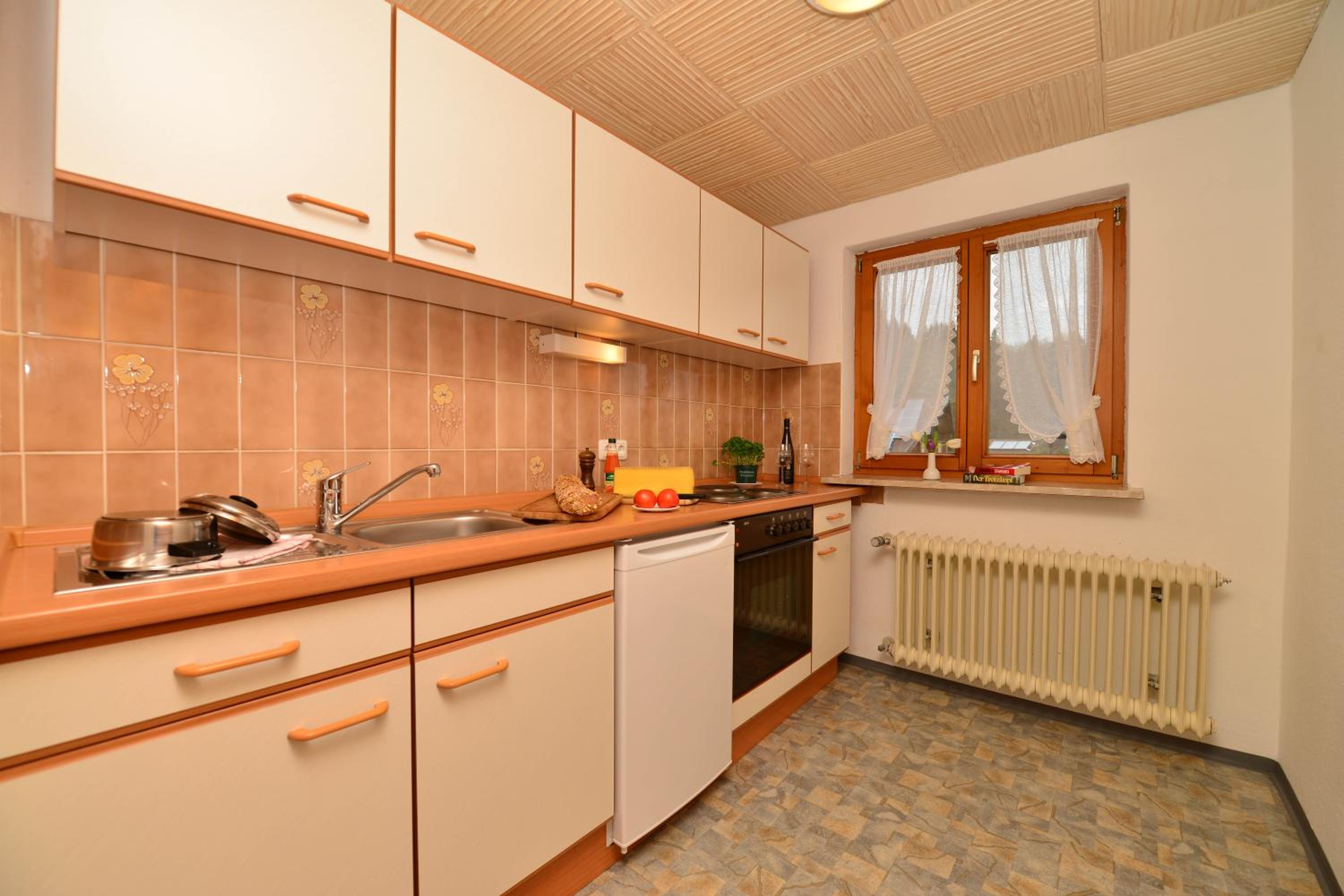 Apartment with Balcony photo 2