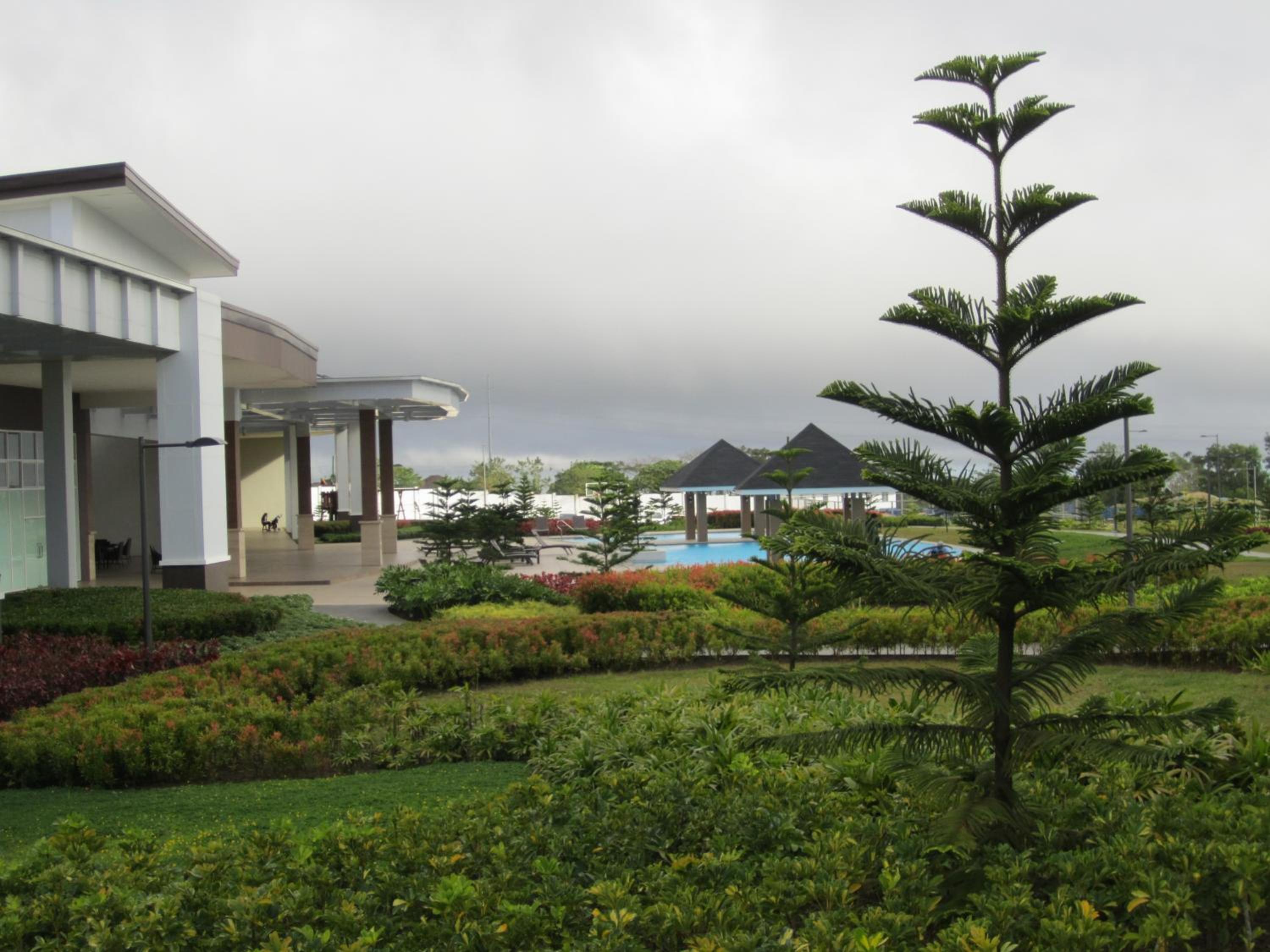 Apartment with Lake View - Photo 25