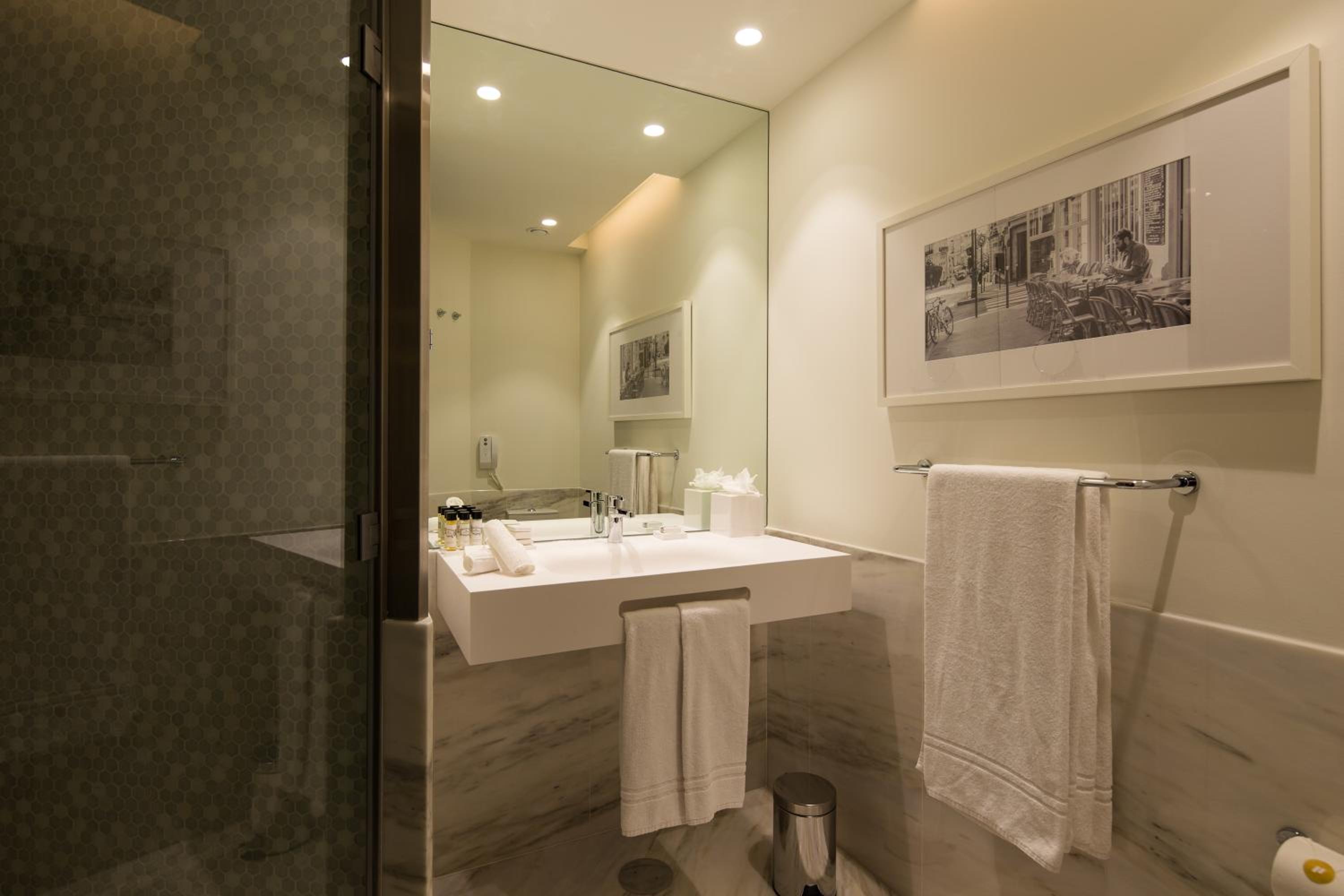Available room
