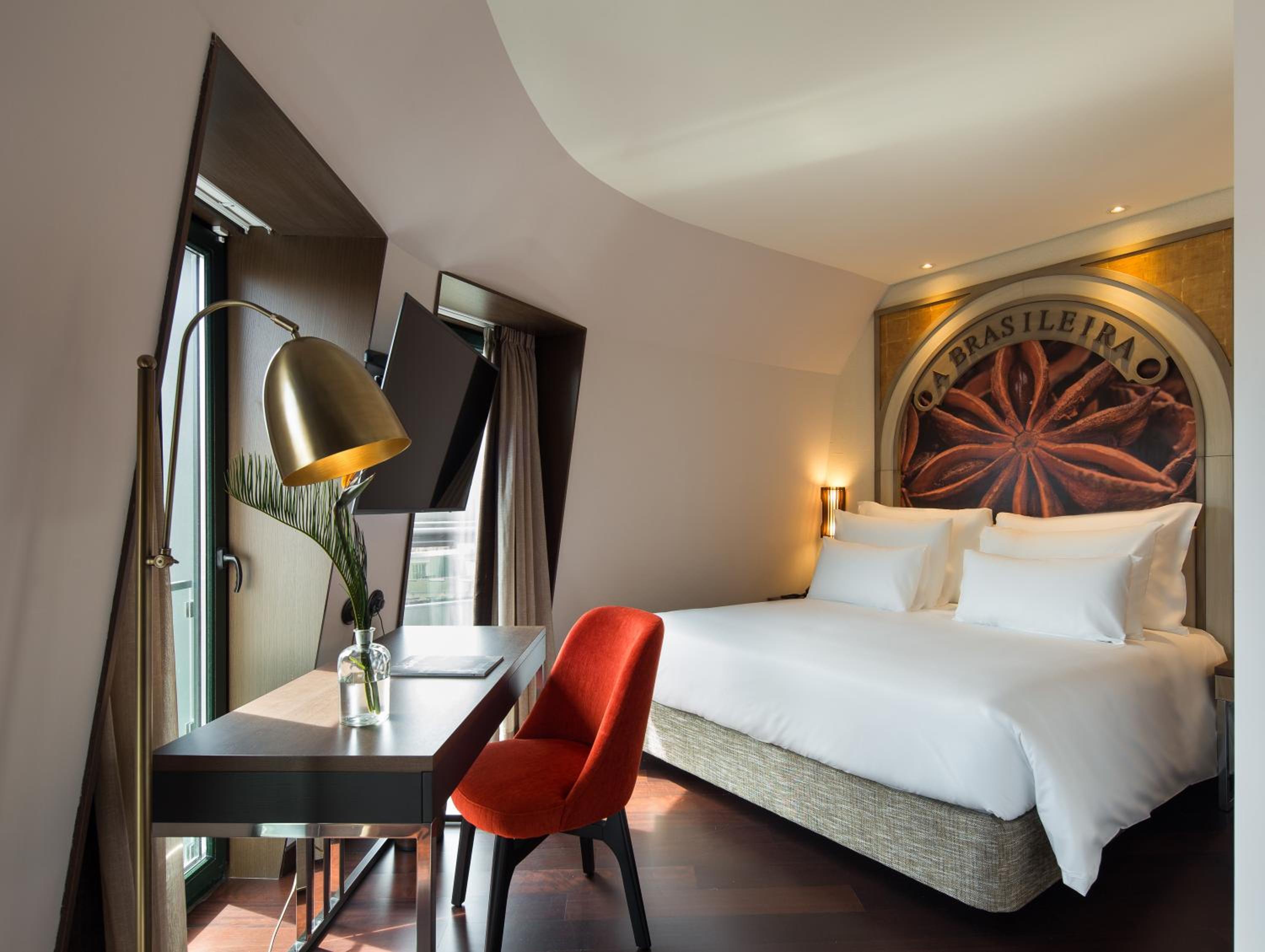 Available room