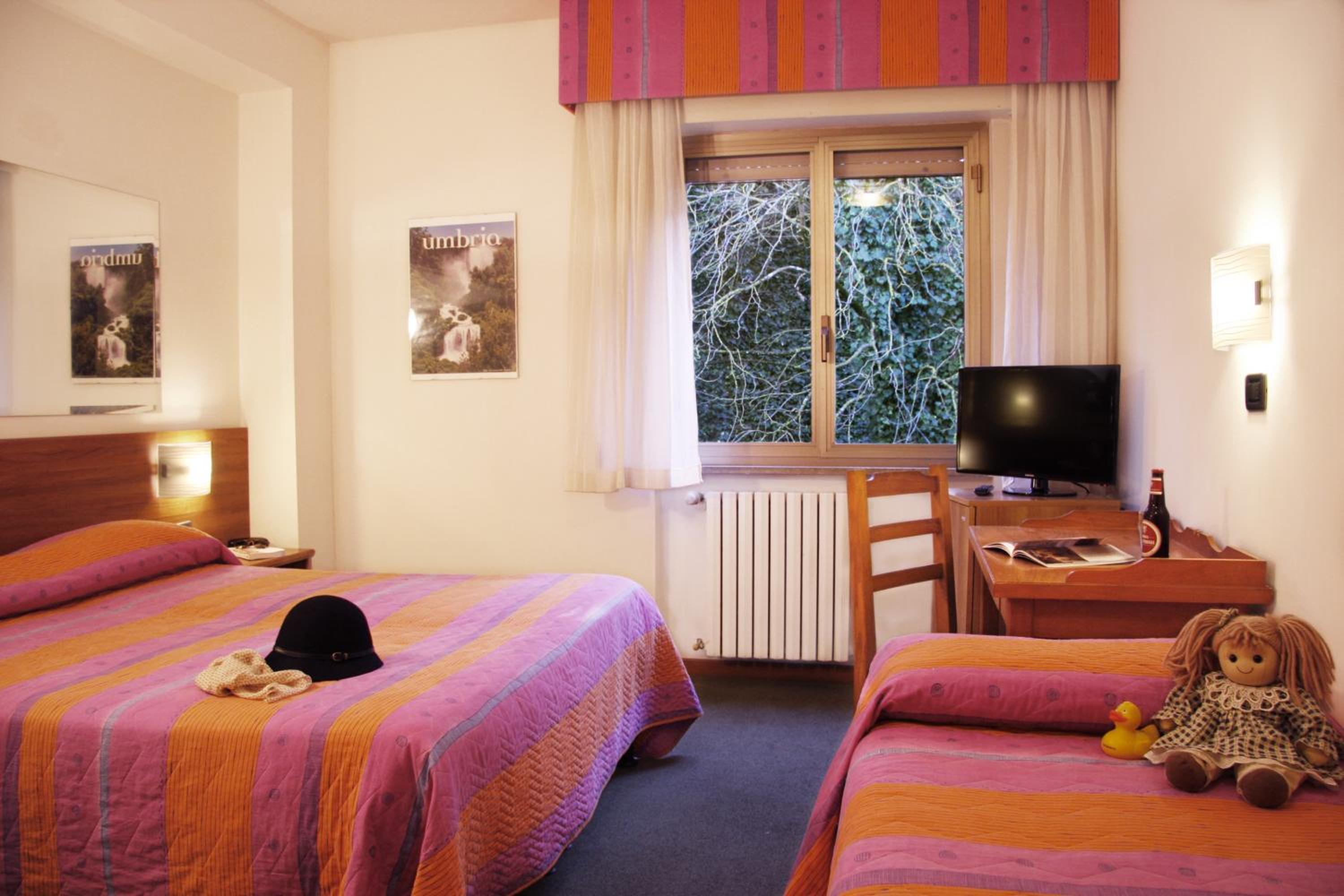 Triple Room - Photo 2