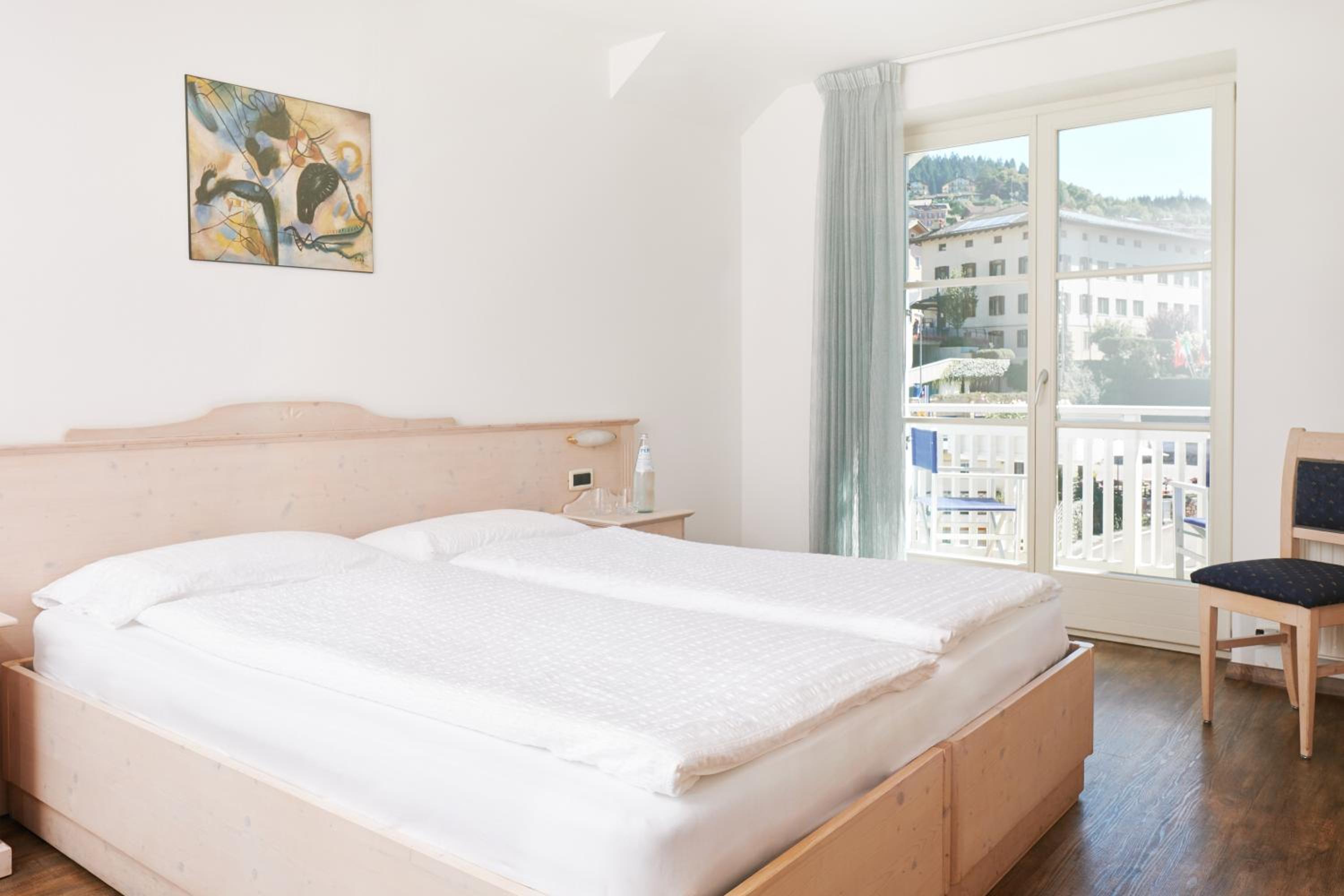 Quadruple Room with Mountain View photo 1