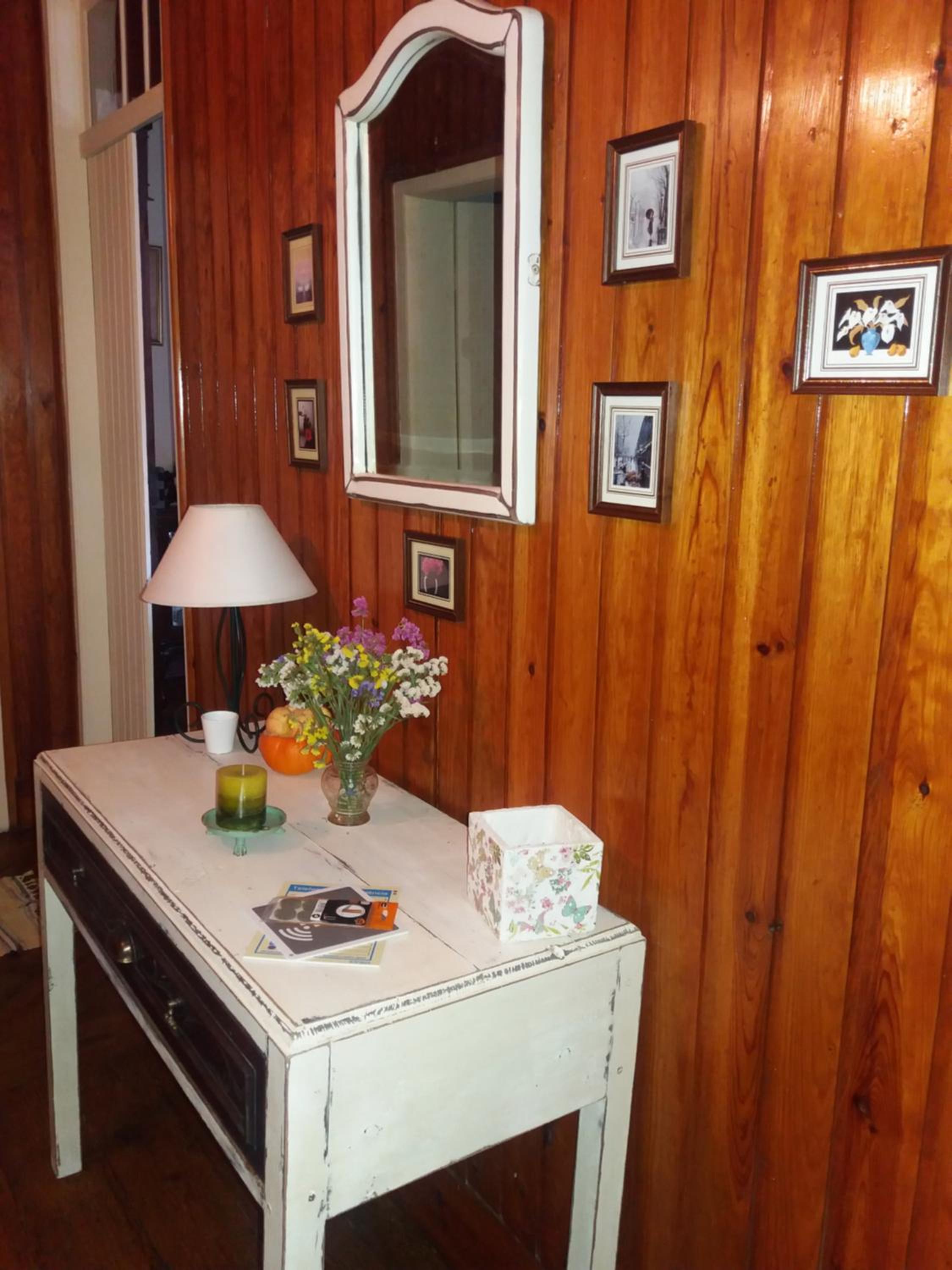 Three-Bedroom House - Photo 11