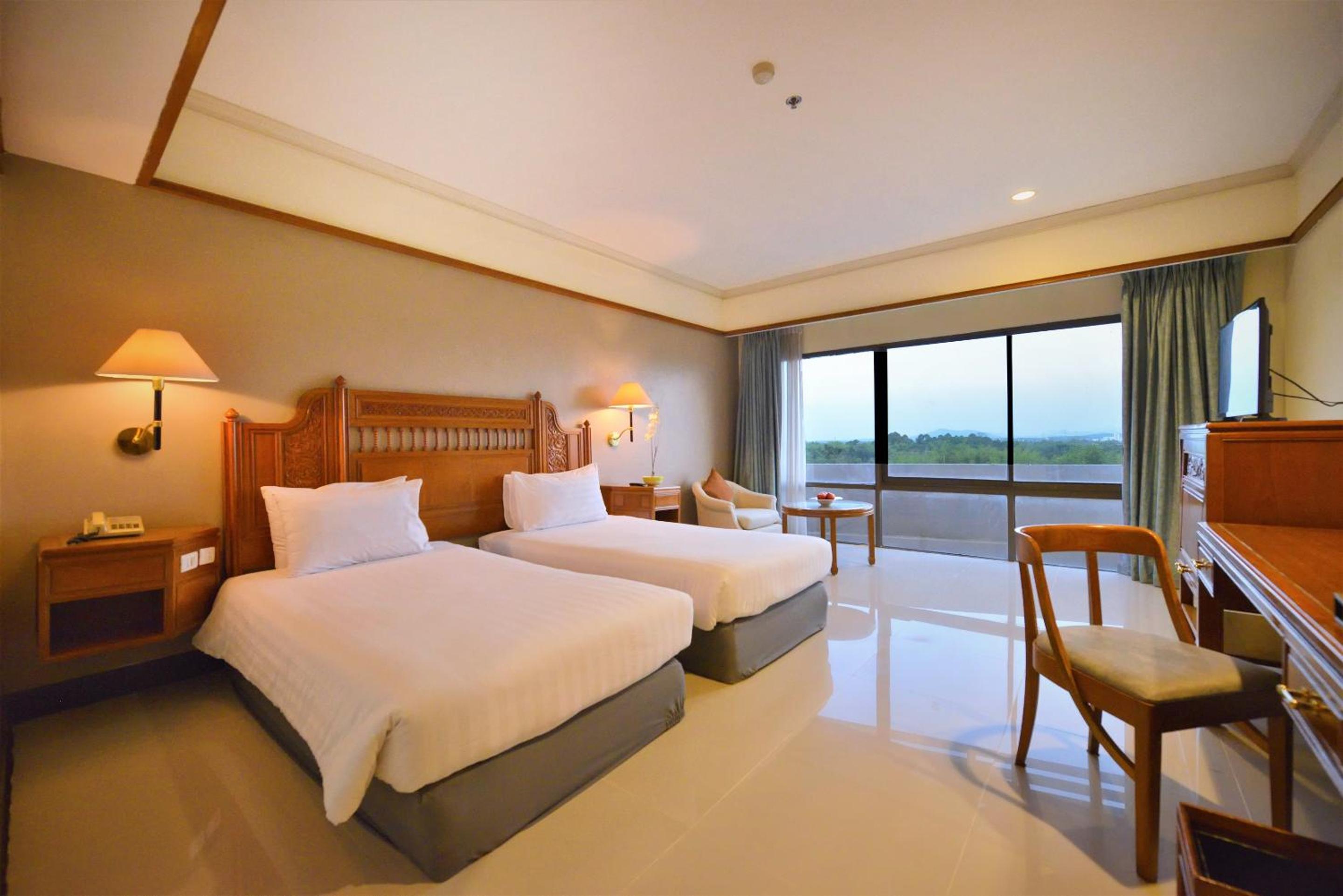 Deluxe Twin Room - Photo 2
