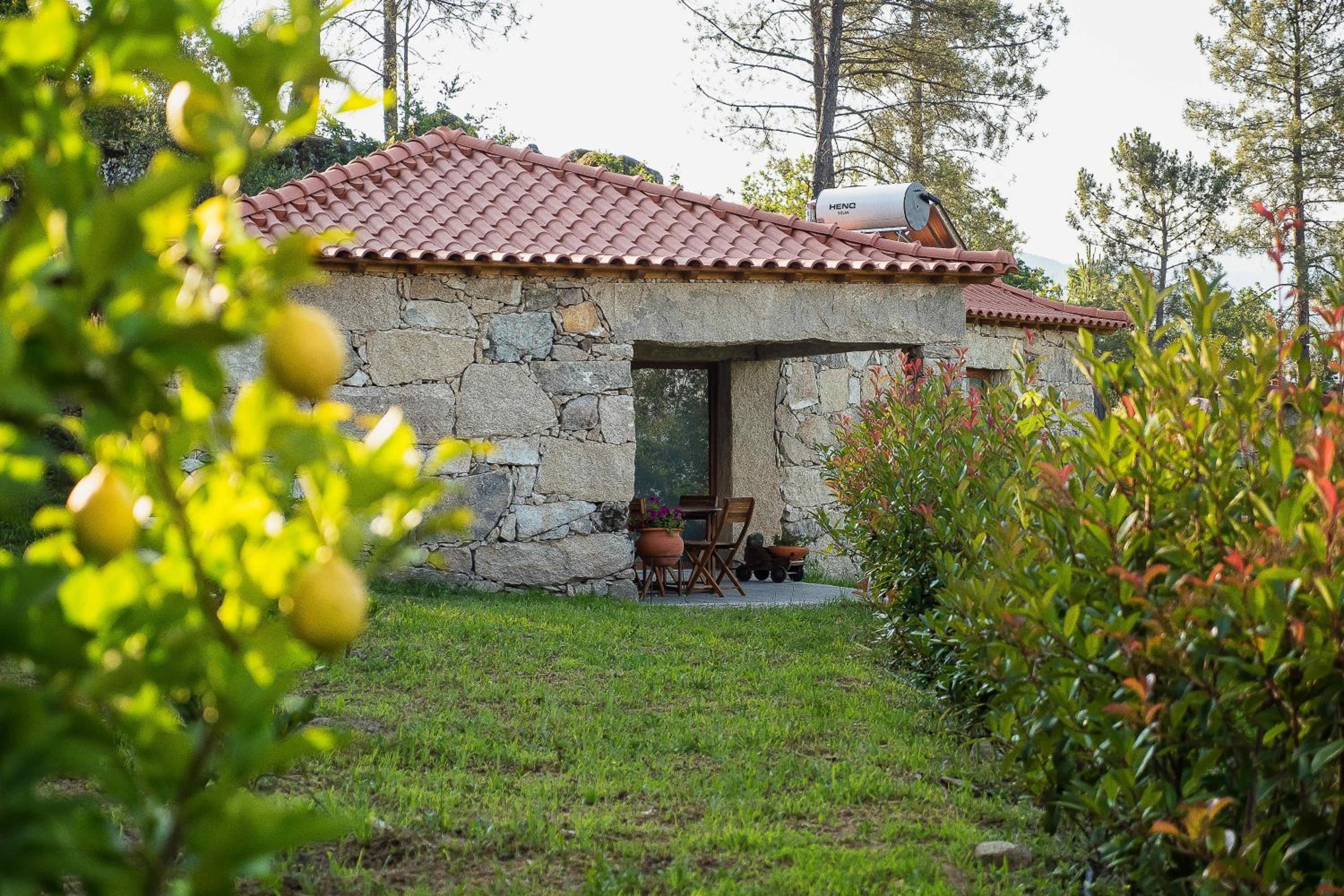 Two-Bedroom House - Photo 16