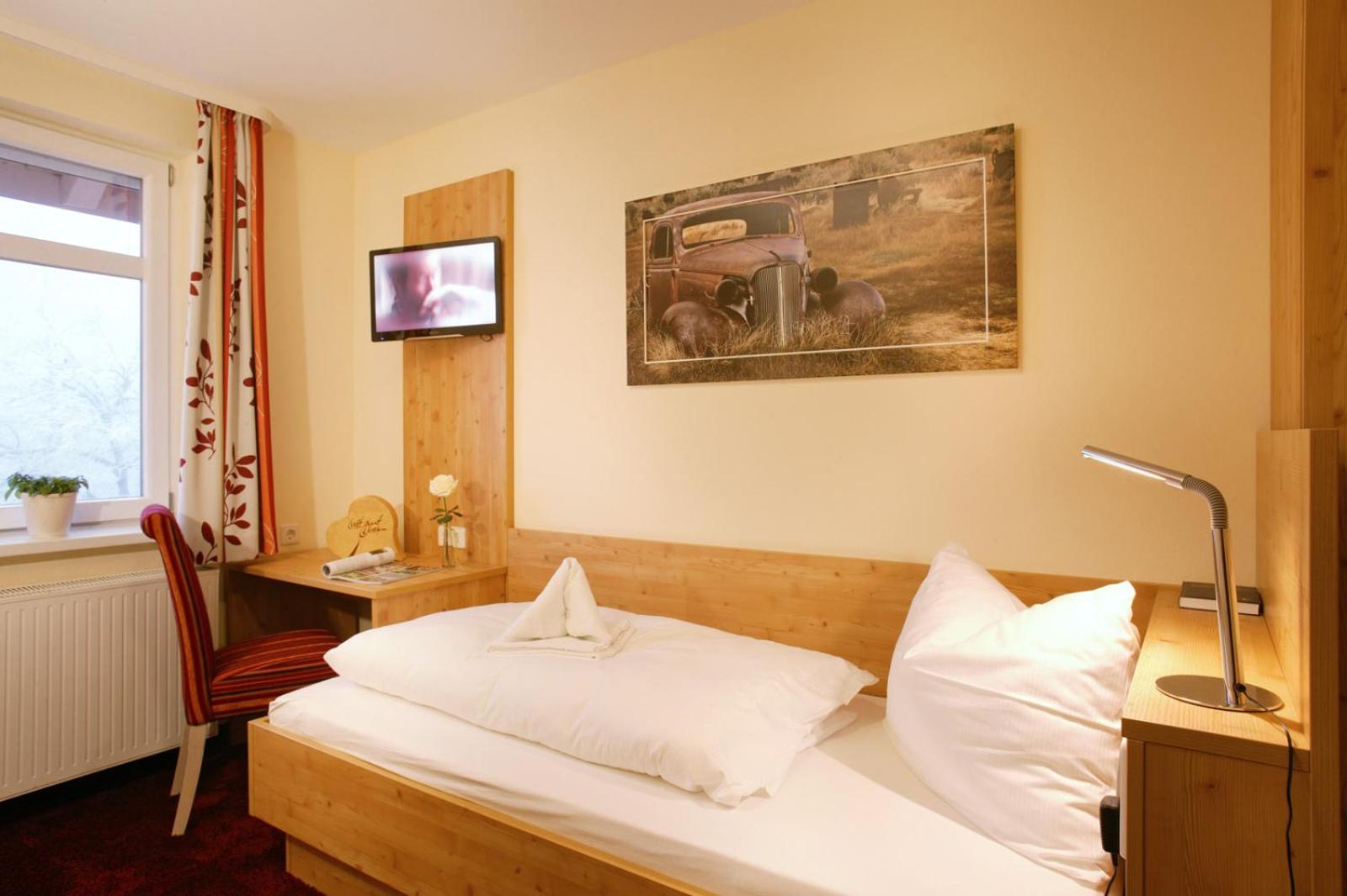 Single Room photo 1