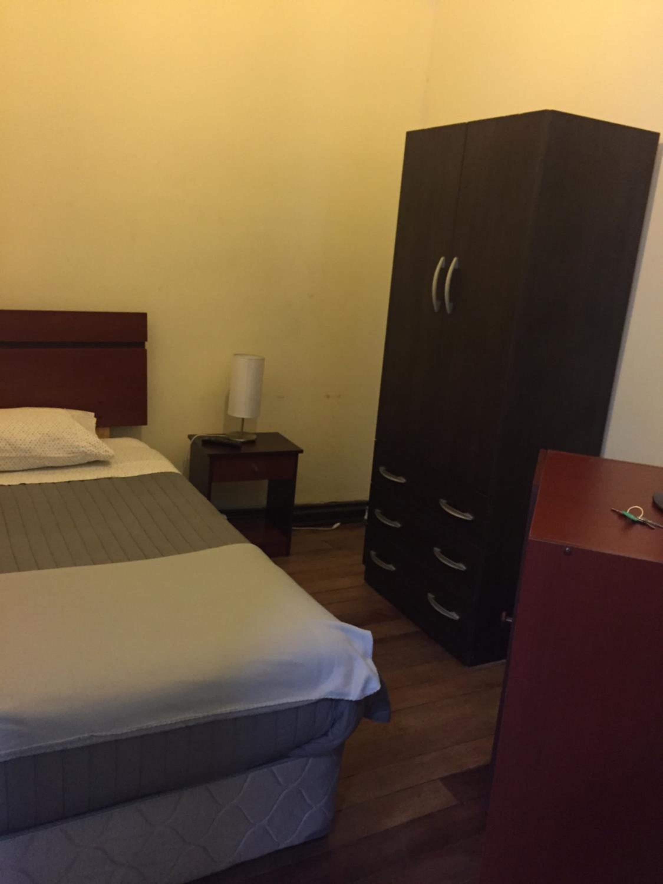 Single Room photo 2