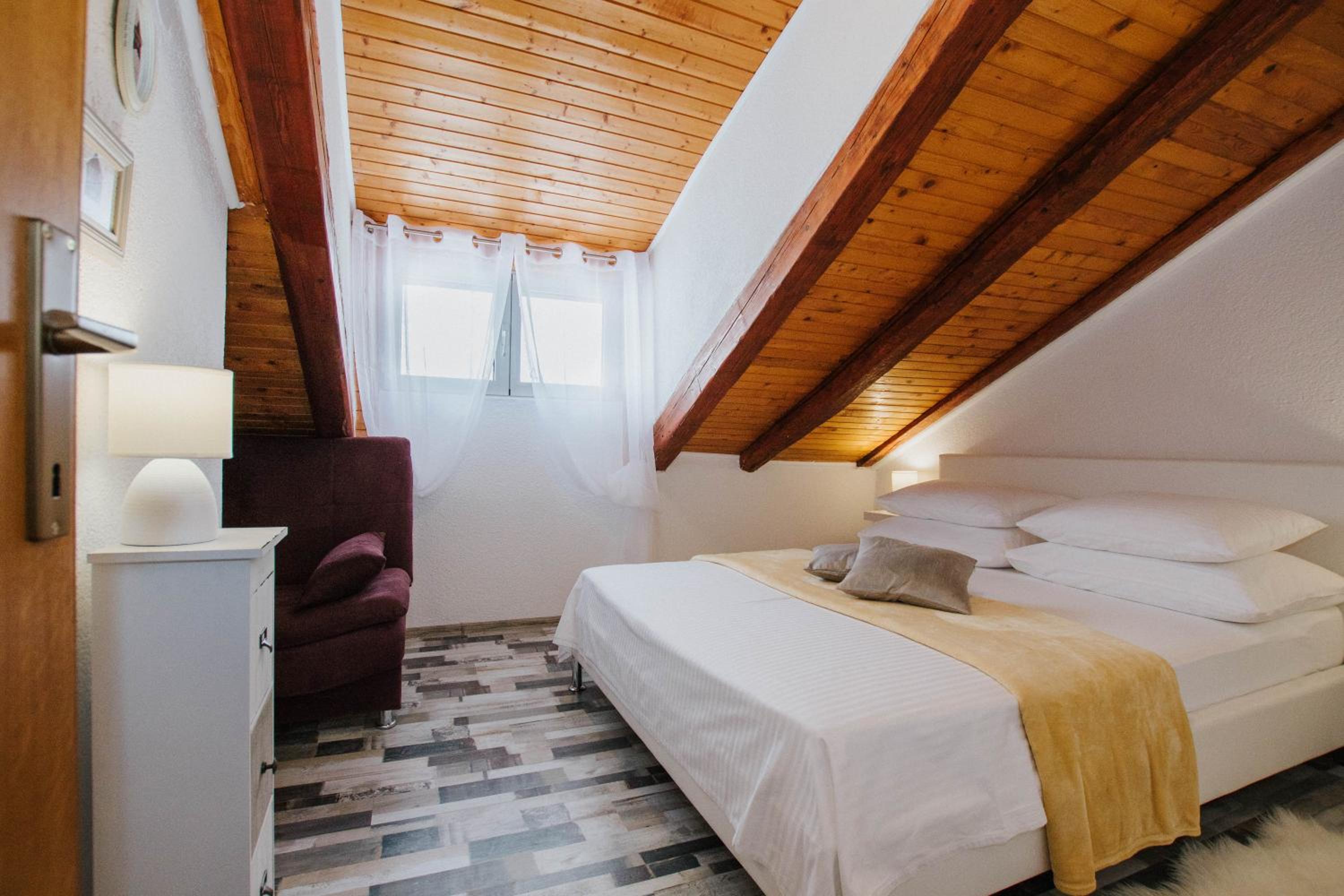 Loft - Photo 8