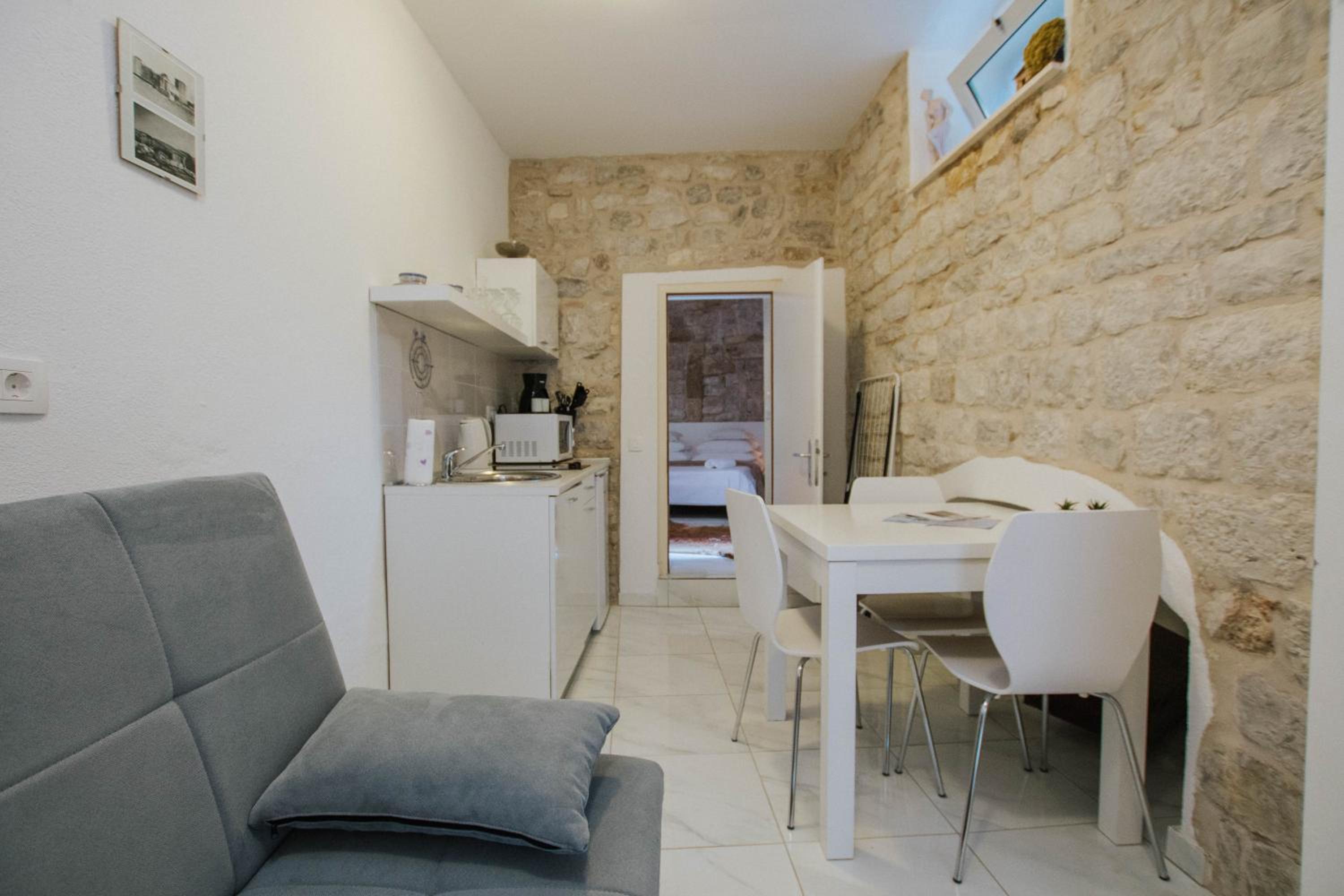 Apartment - Ground Floor - Photo 19