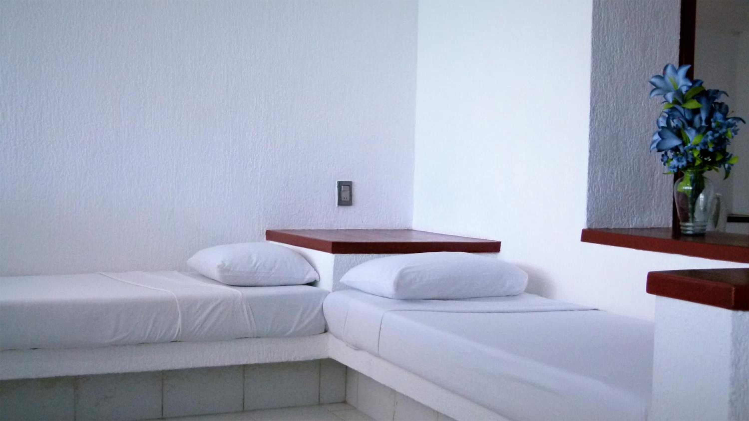Double Room with Sea View - Photo 1