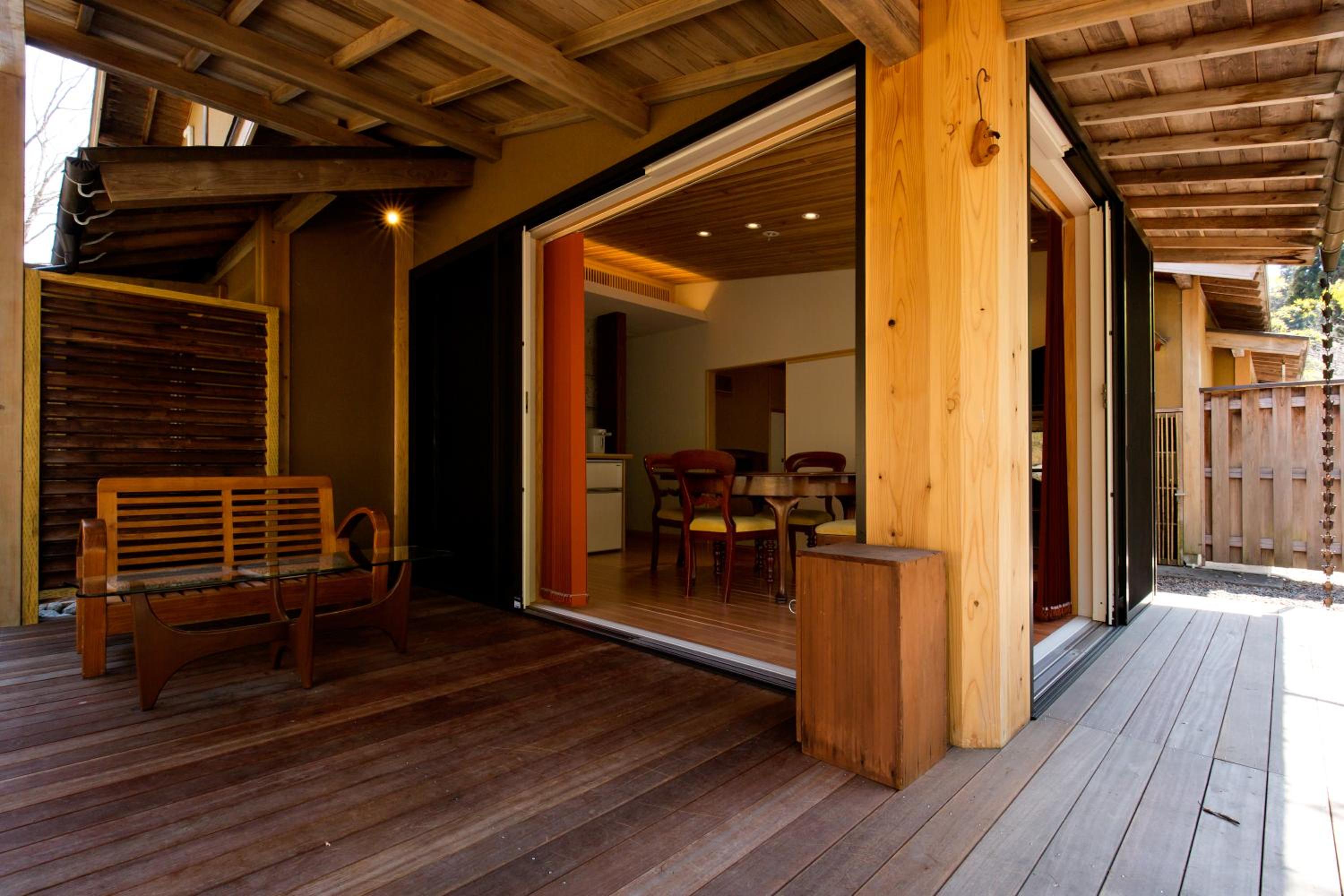 Japanese-Style Executive Room with Balcony and Garden View - C2 photo 3