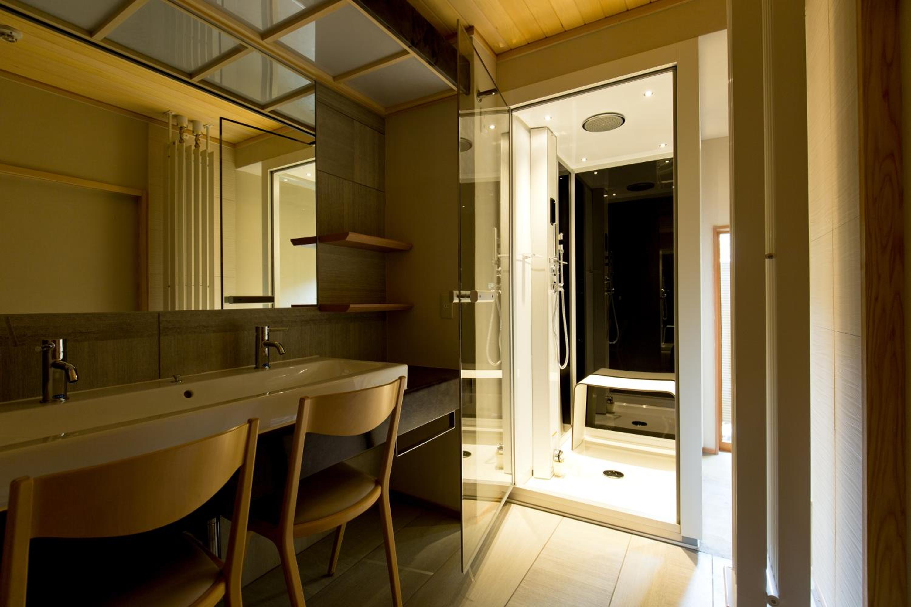 Japanese-Style Executive Room with Sauna and Balcony - Garden View - C3 photo 3