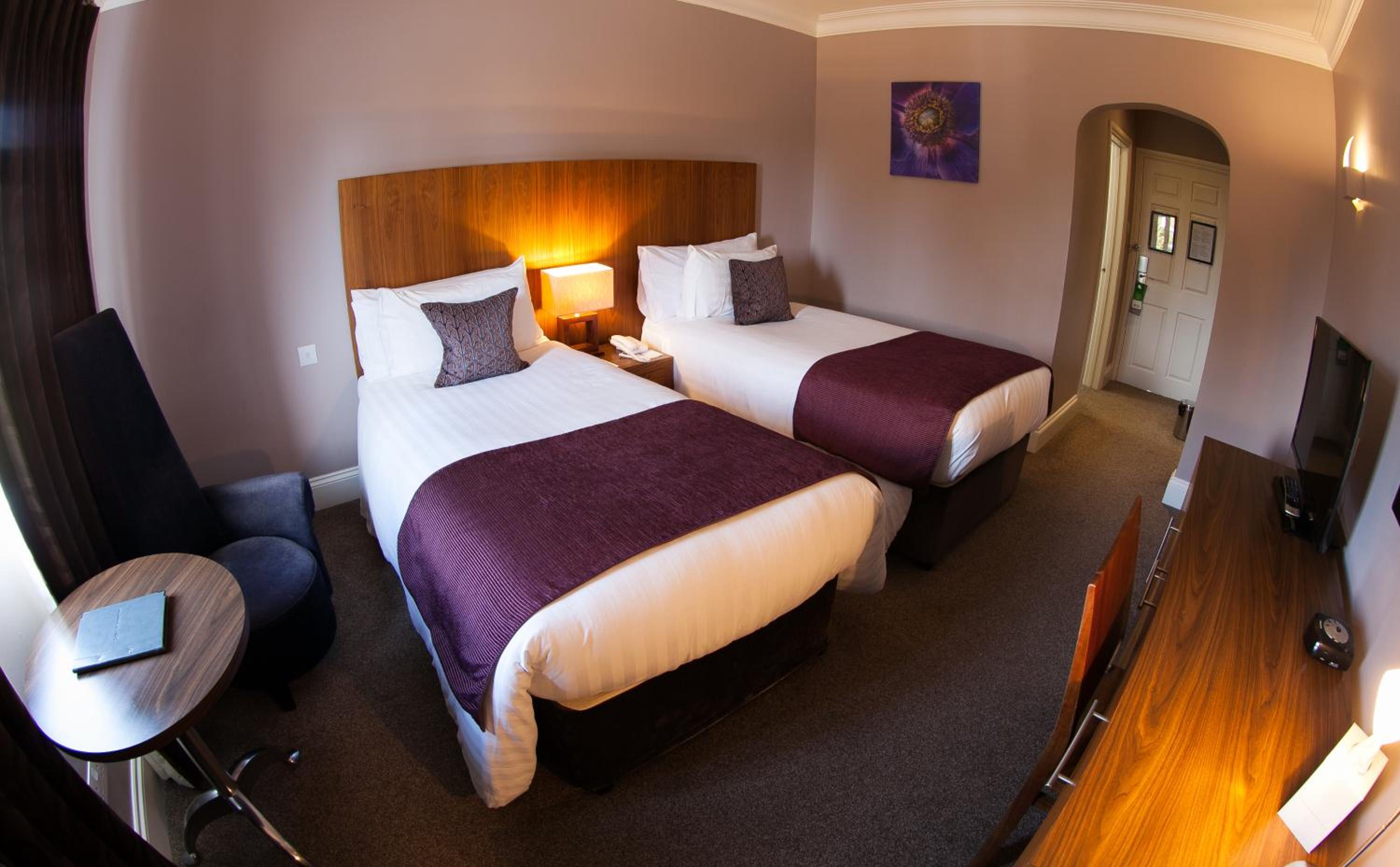 Standard Twin Room - Non-Smoking - Photo 5