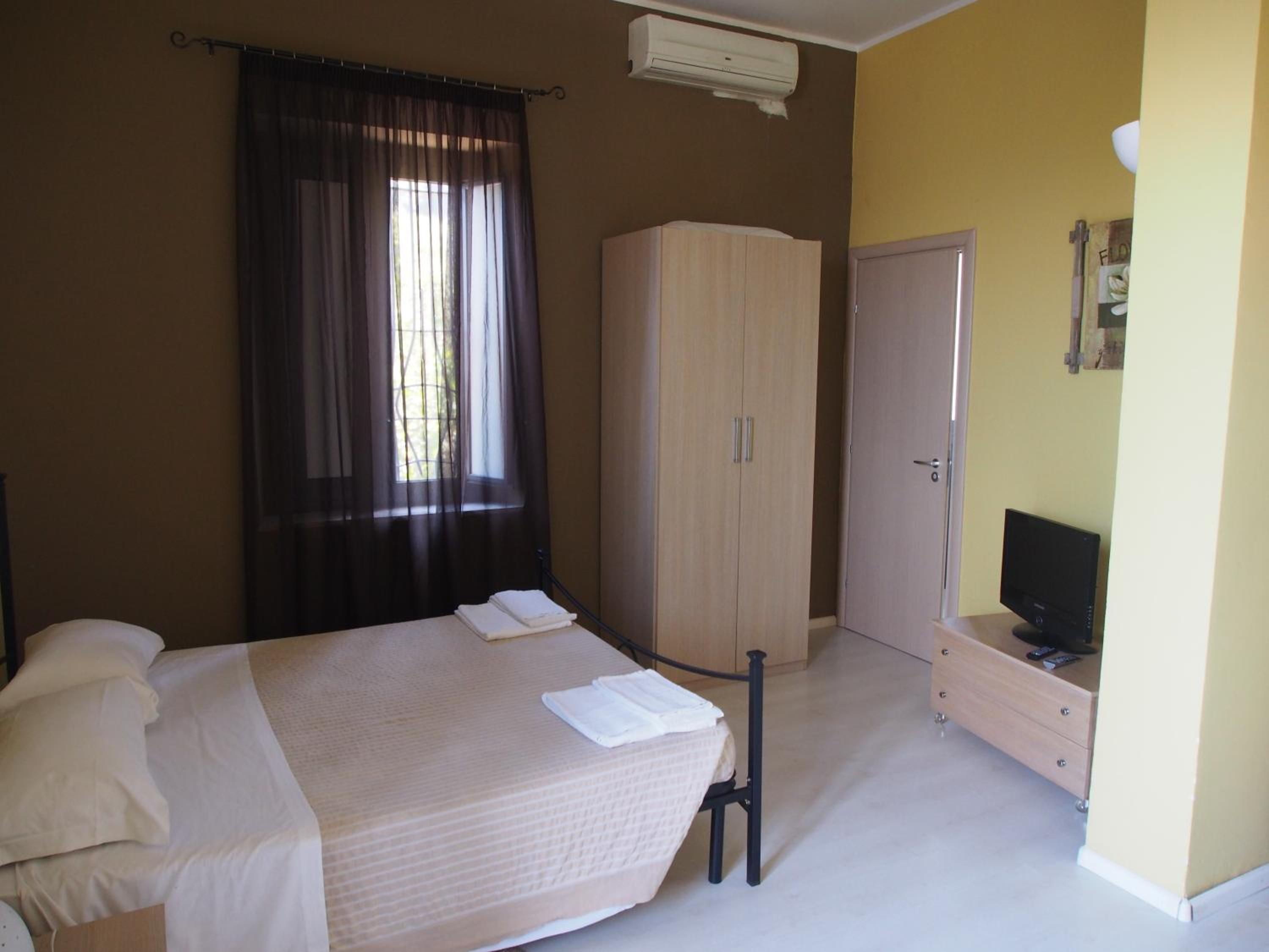 Studio with Sea View and Terrace photo 1