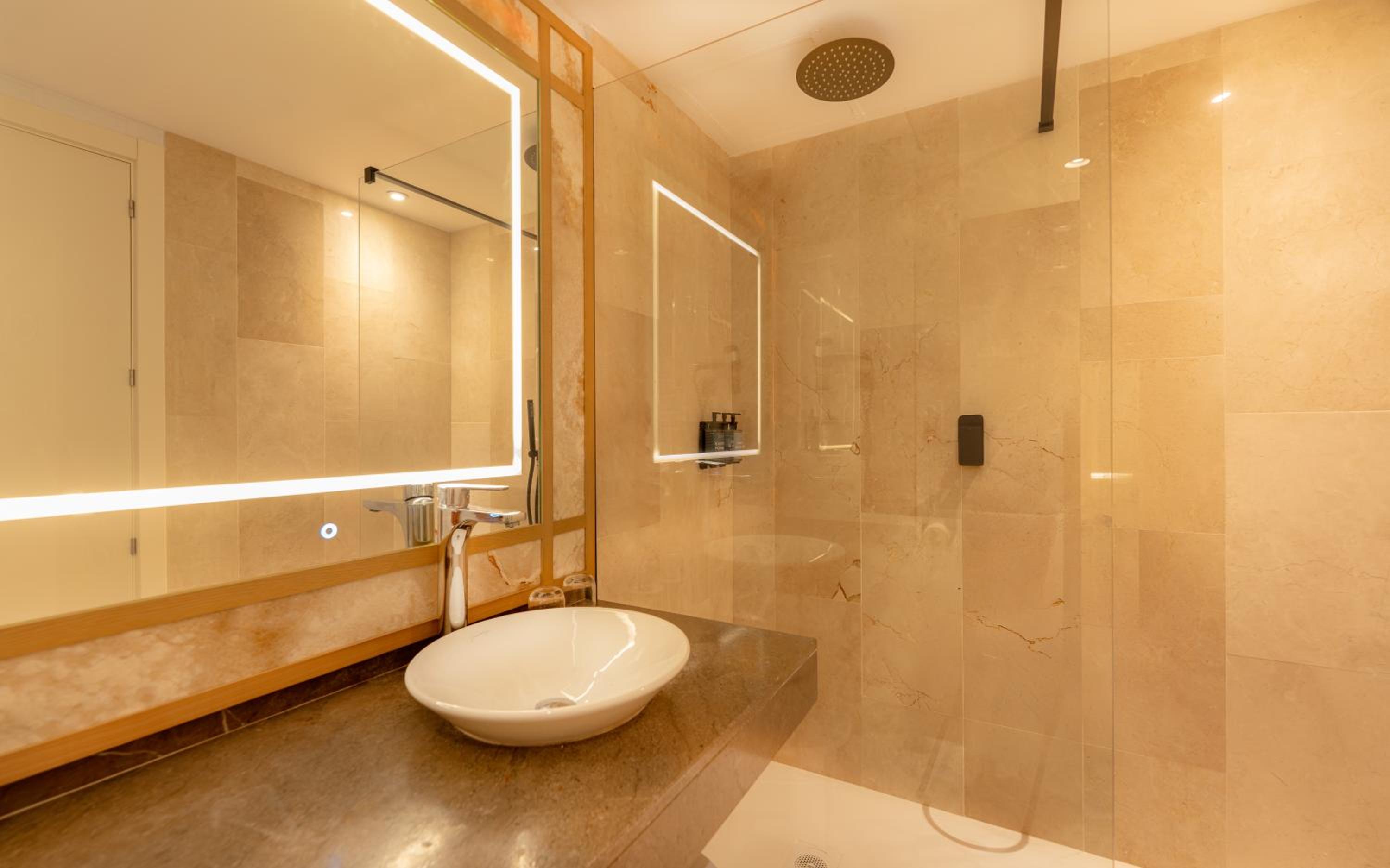 Premium Superior Room