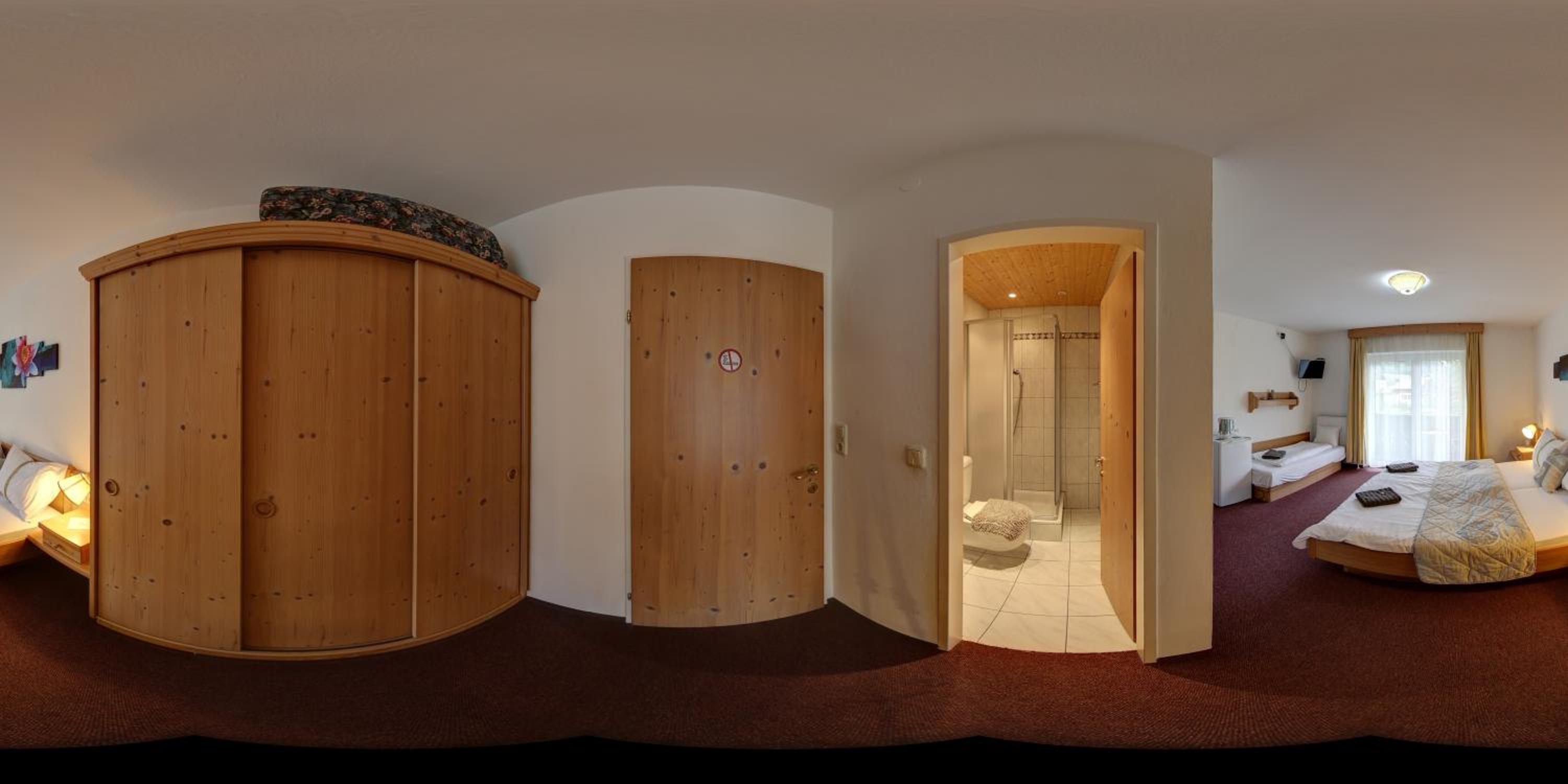 Triple Room with Mountain View photo 1