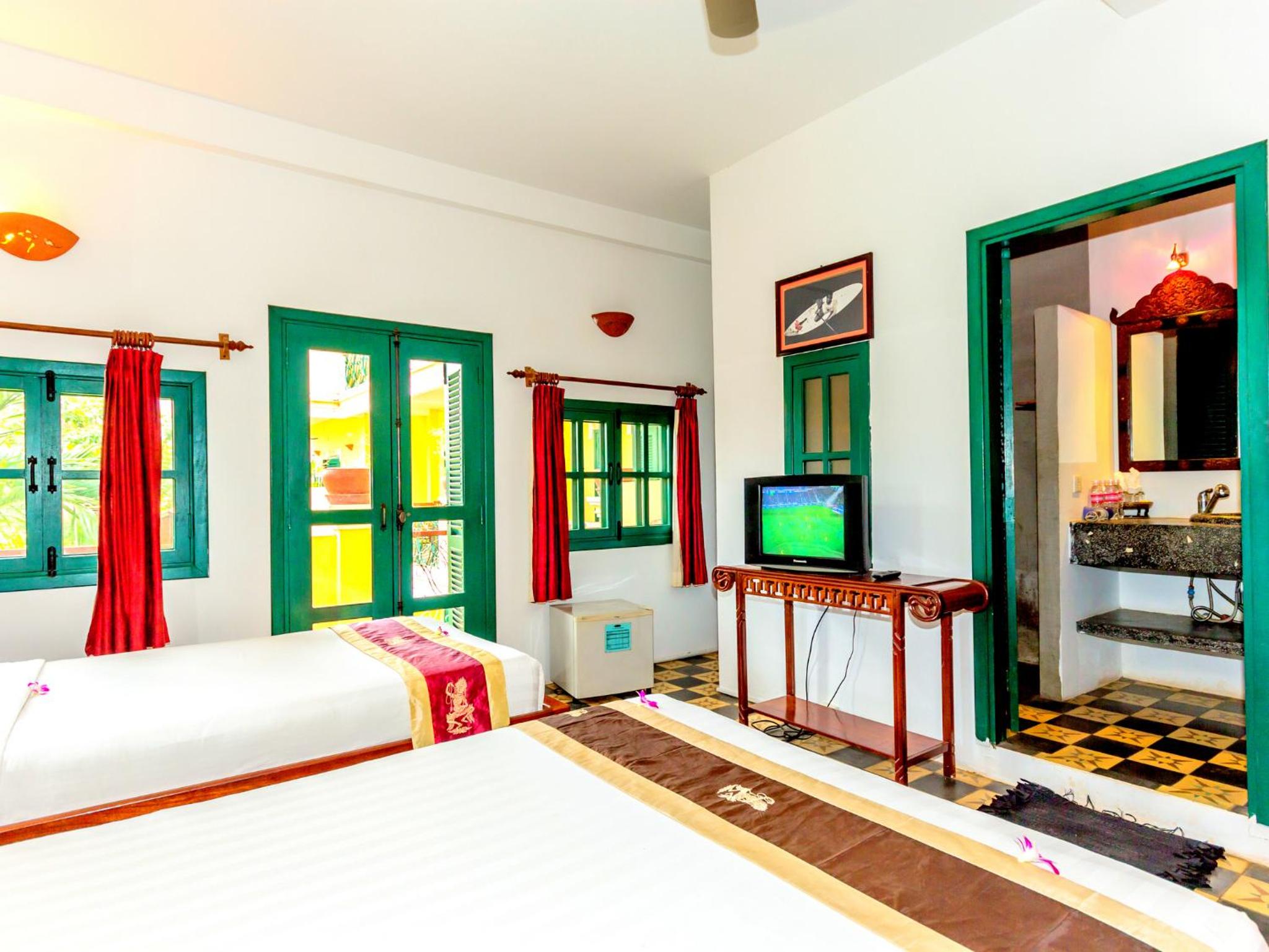 Deluxe Twin Room - Photo 2