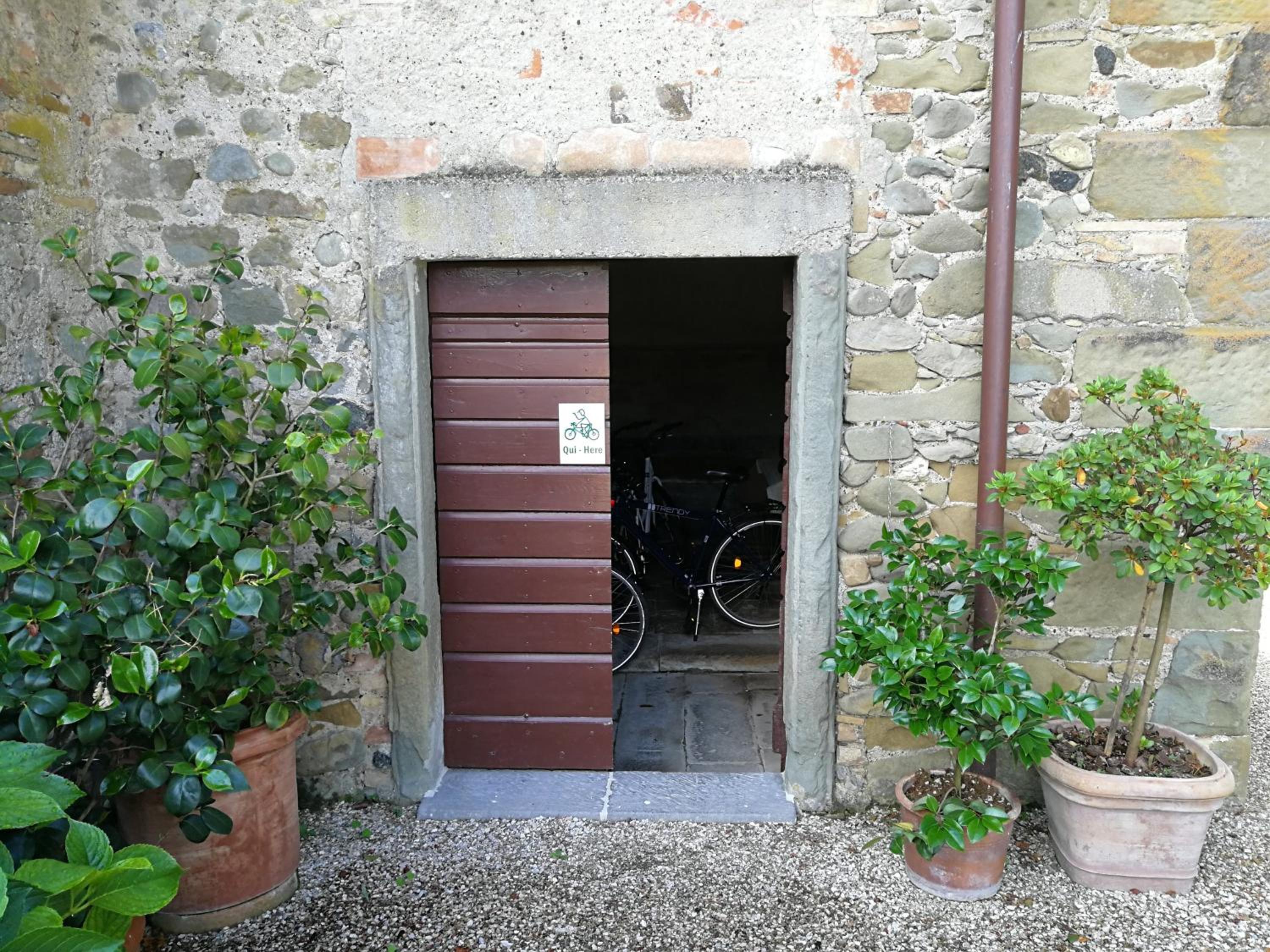 One-Bedroom House photo 2