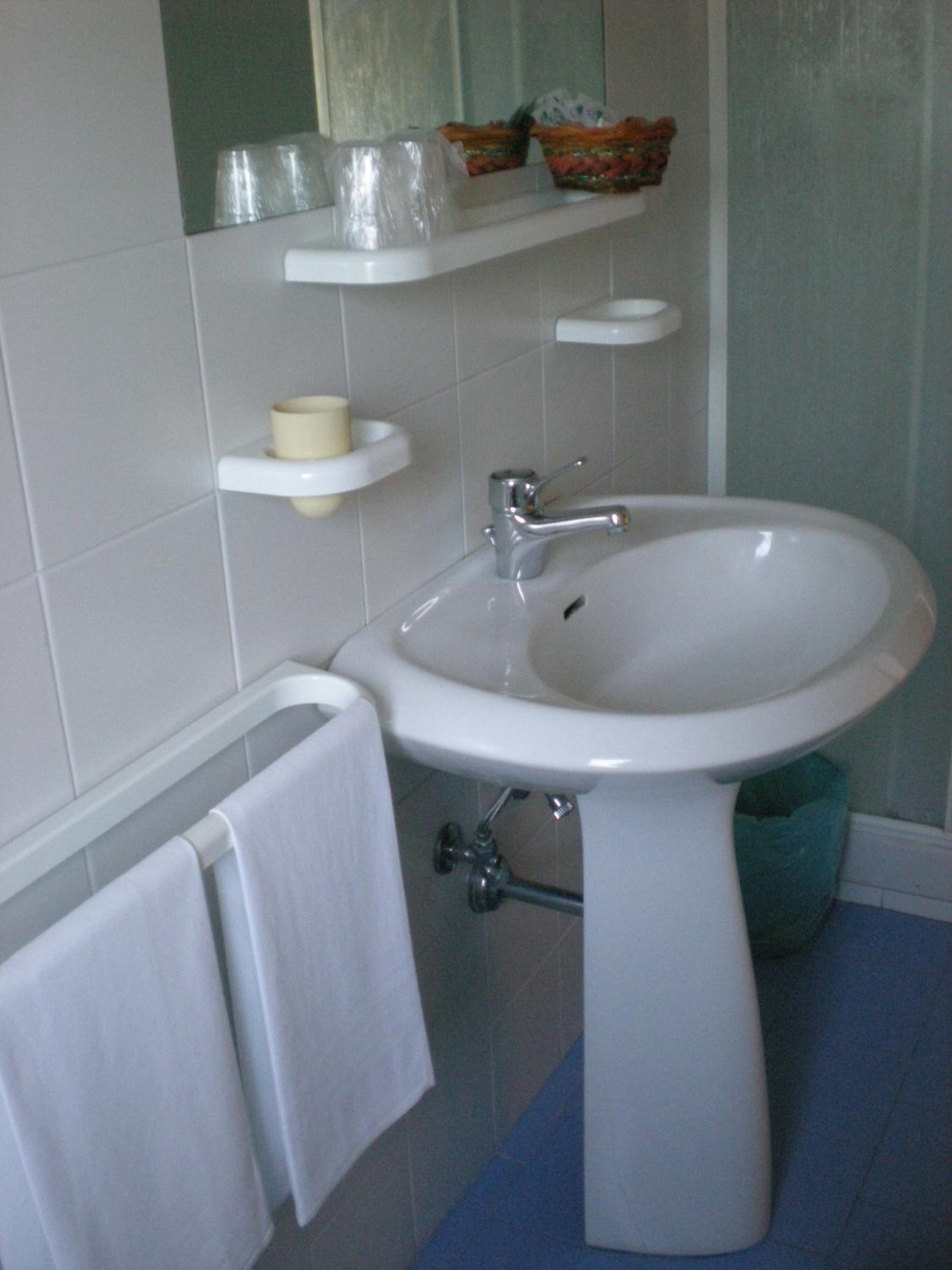 Studio (3 Adults) - Photo 22