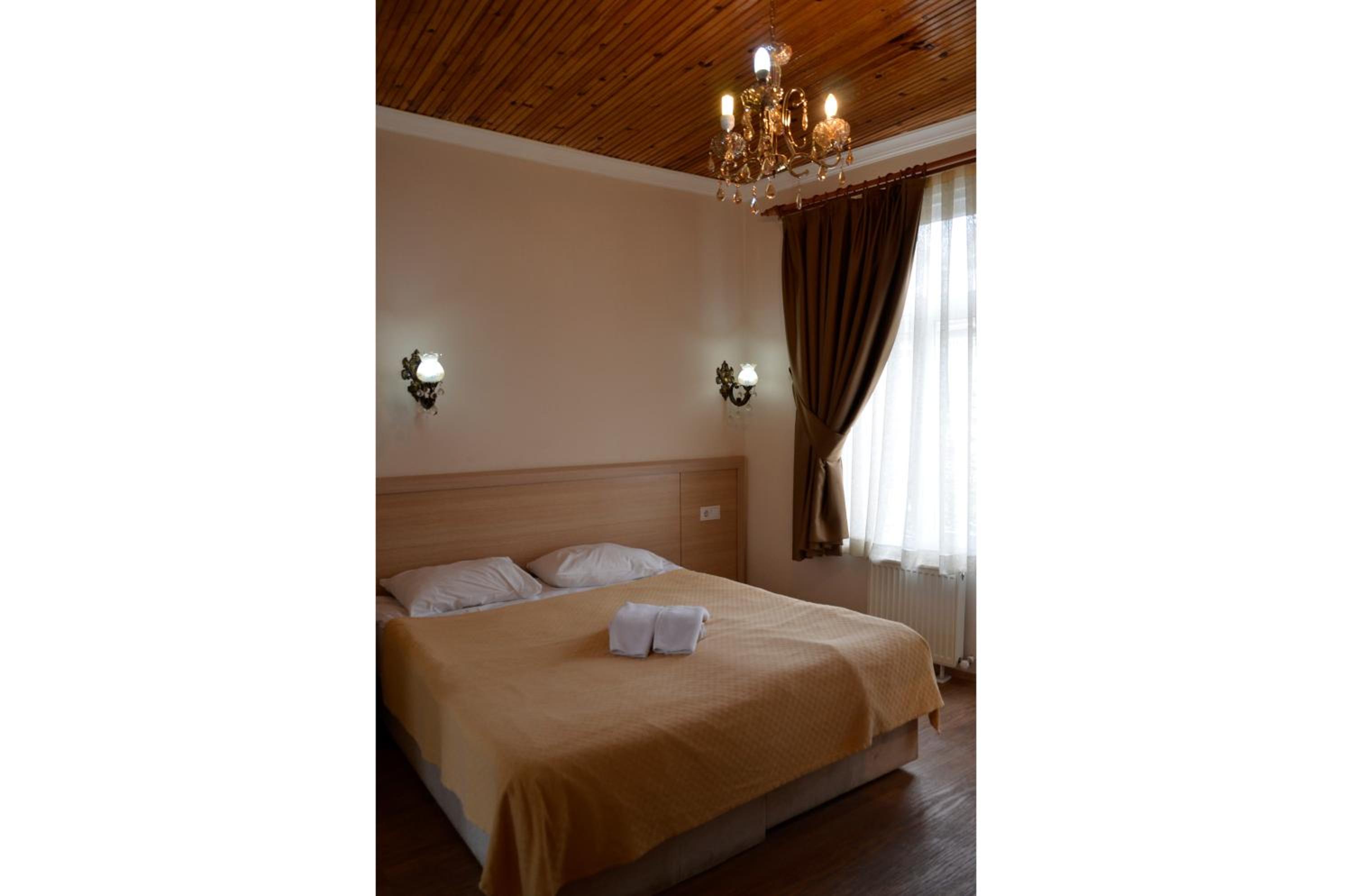Superior Triple Room photo 2