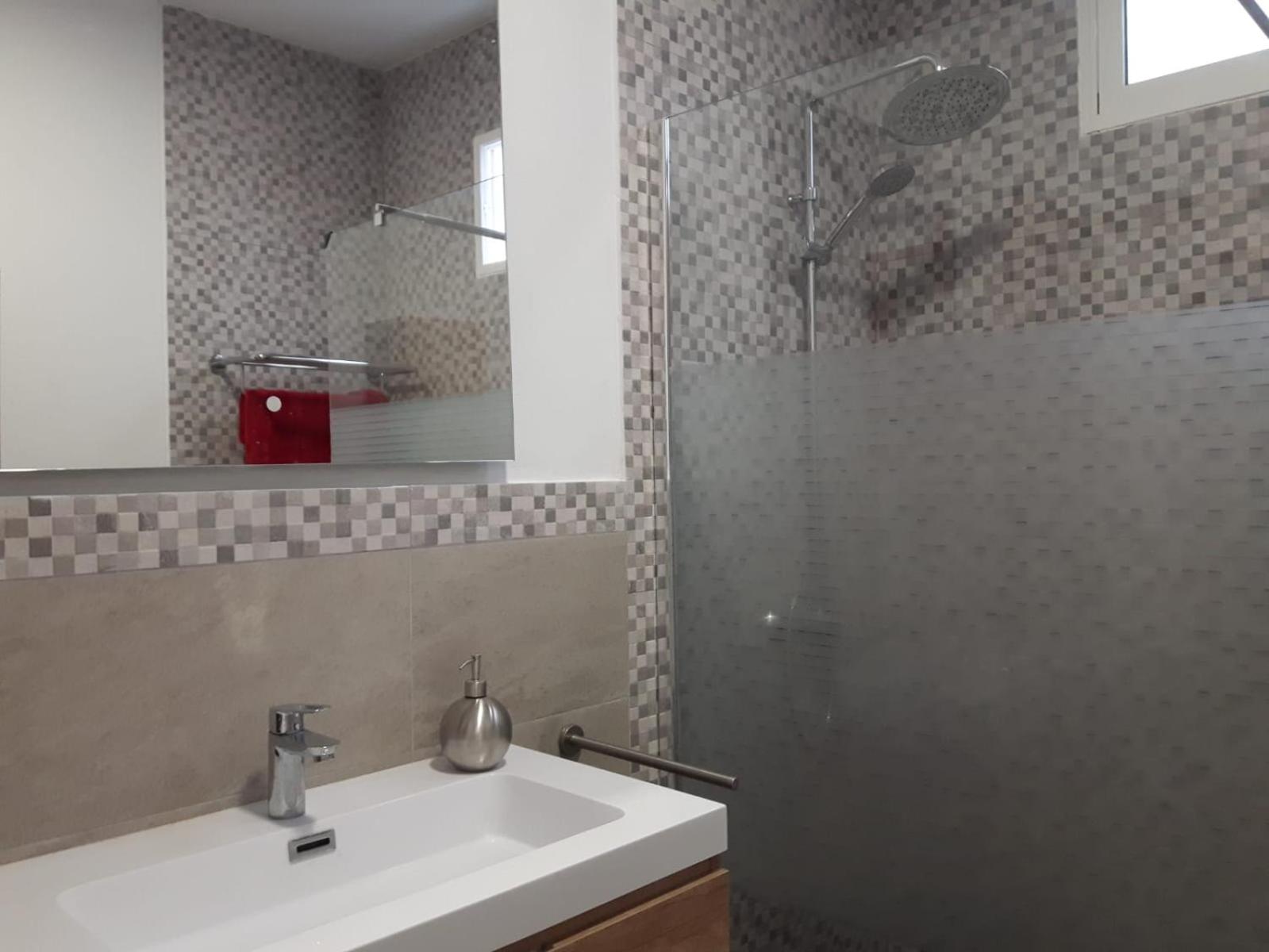 Three-Bedroom Vacation Home  - Photo 30