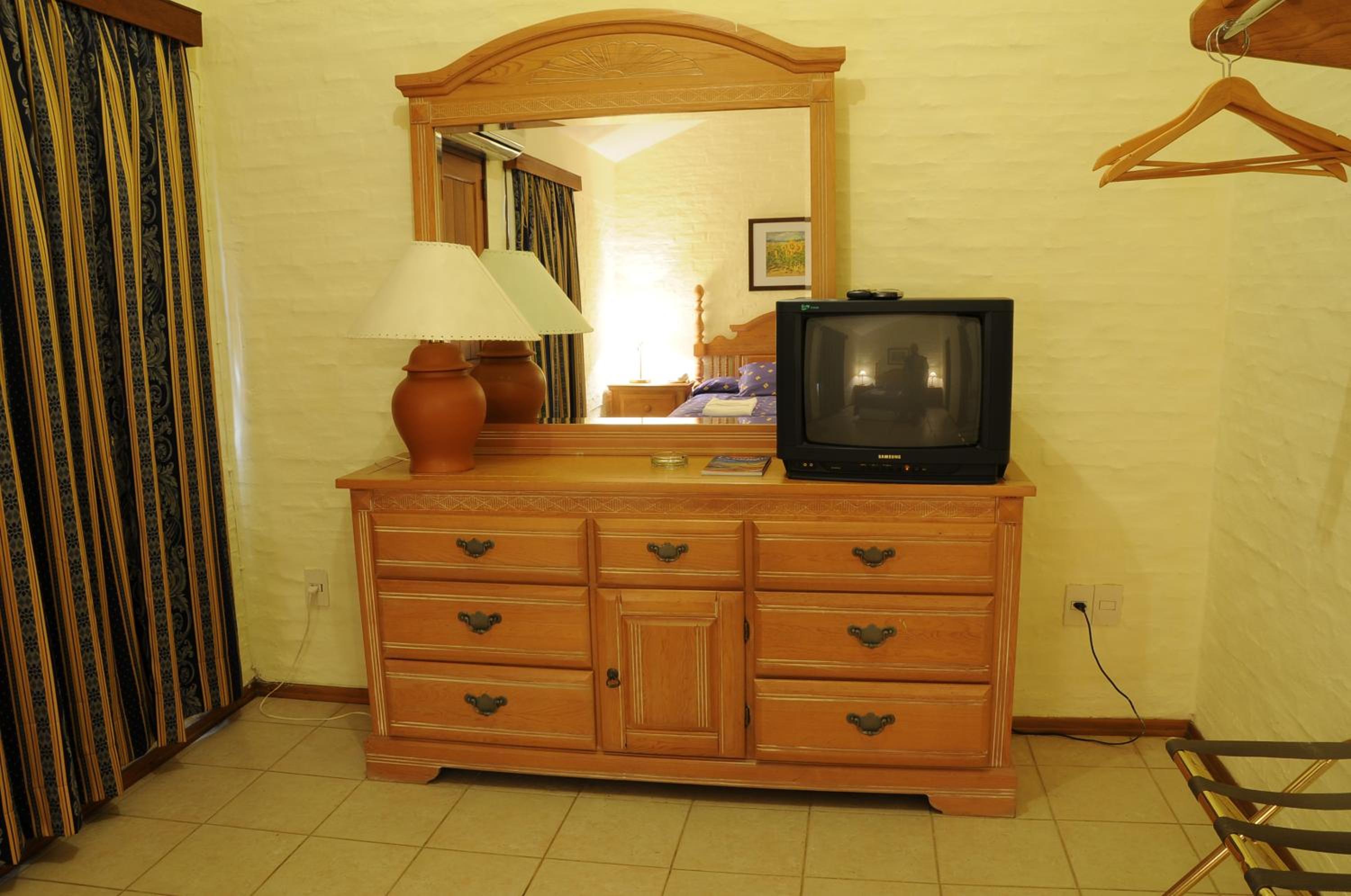 One-Bedroom Bungalow photo 1