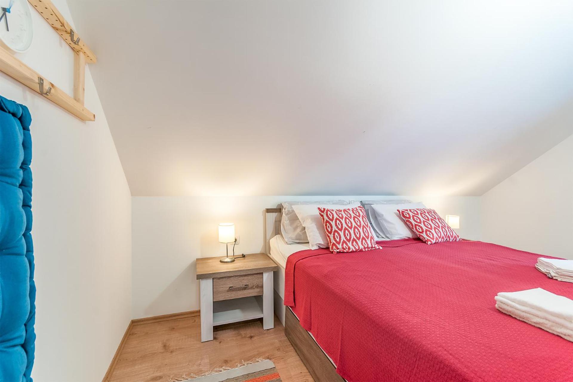 Apartment - Photo 15