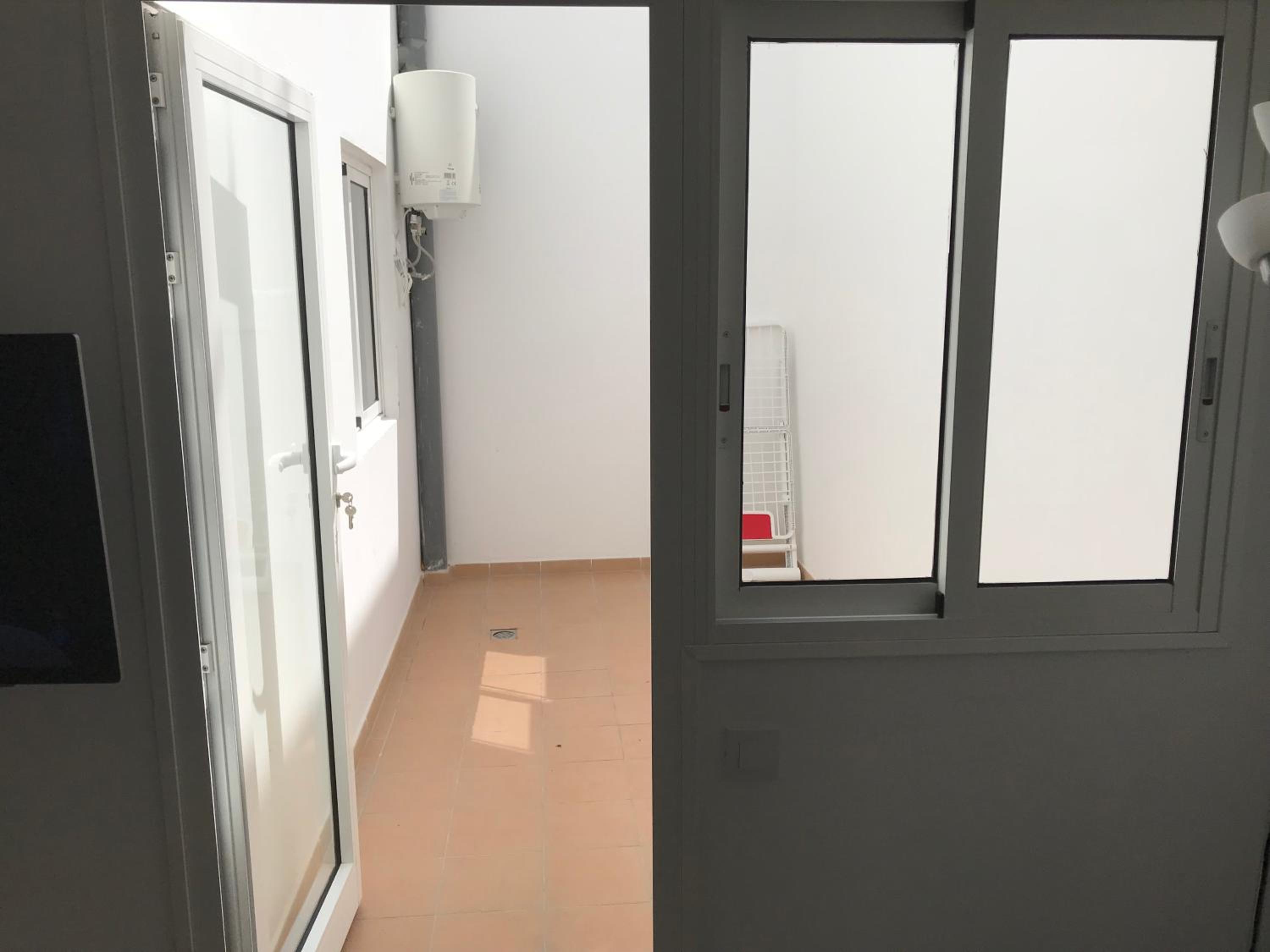 Apartment - Photo 10