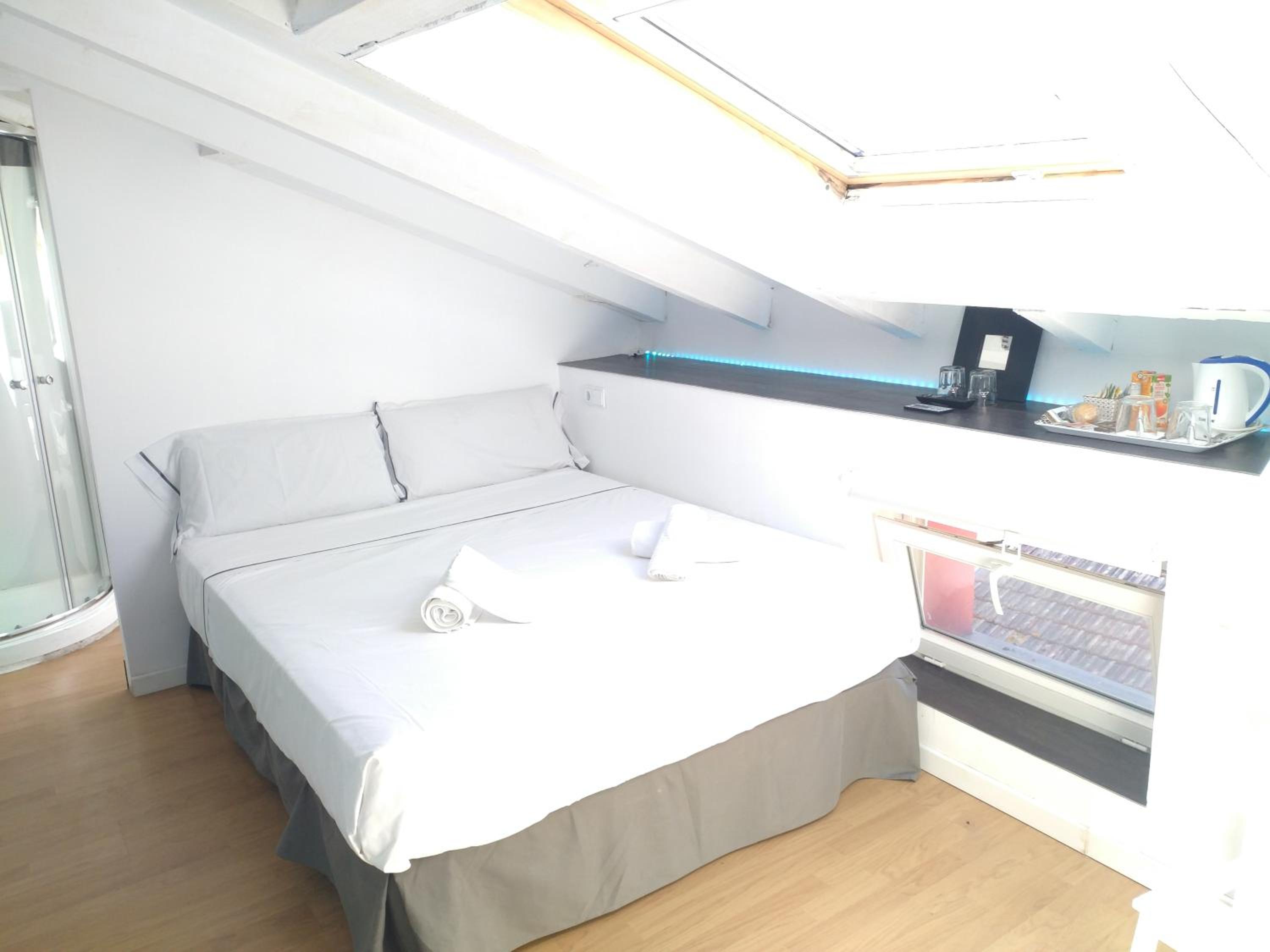 Habitación Doble con Baño Privado
