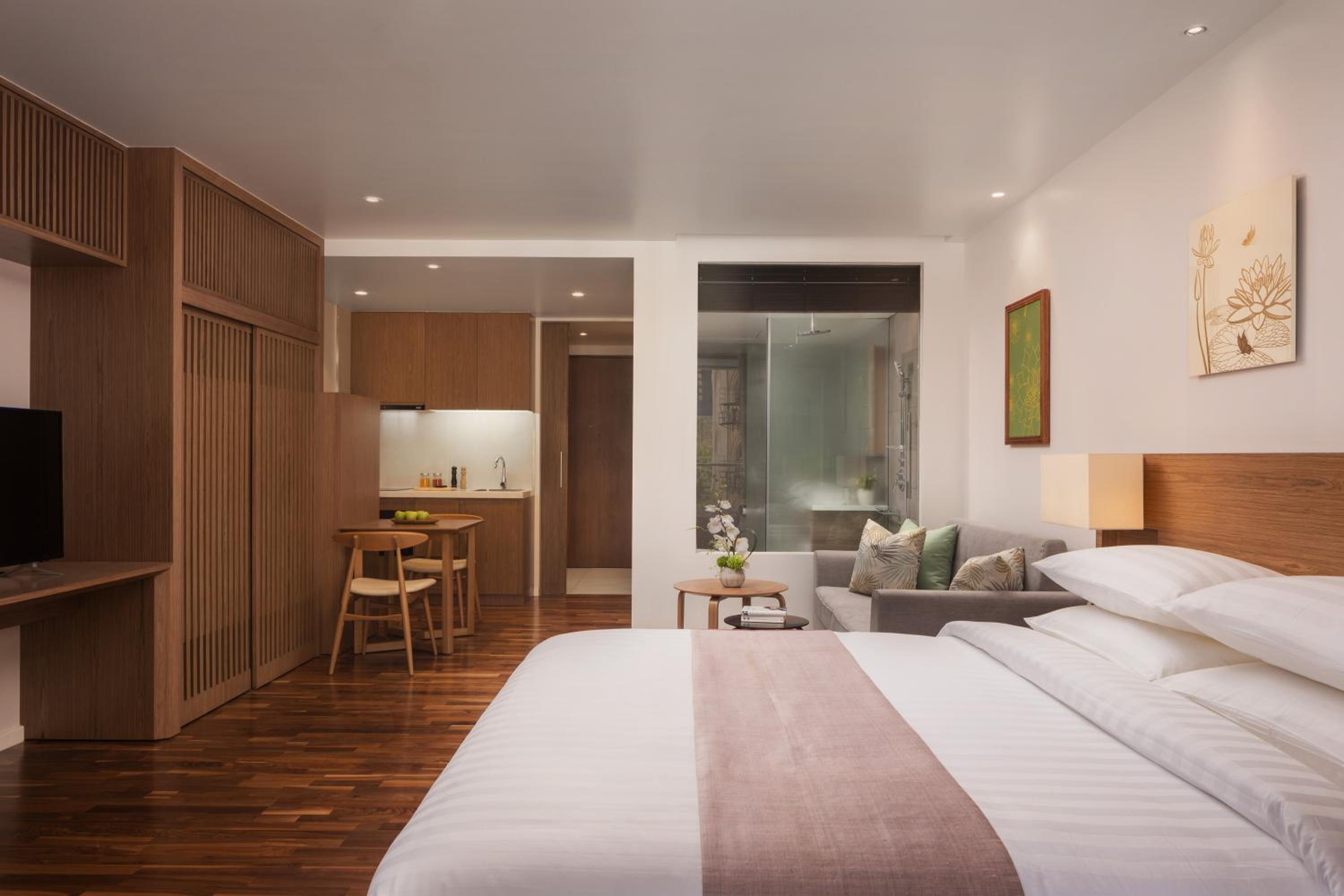 Standard Double Room with Balcony photo 3