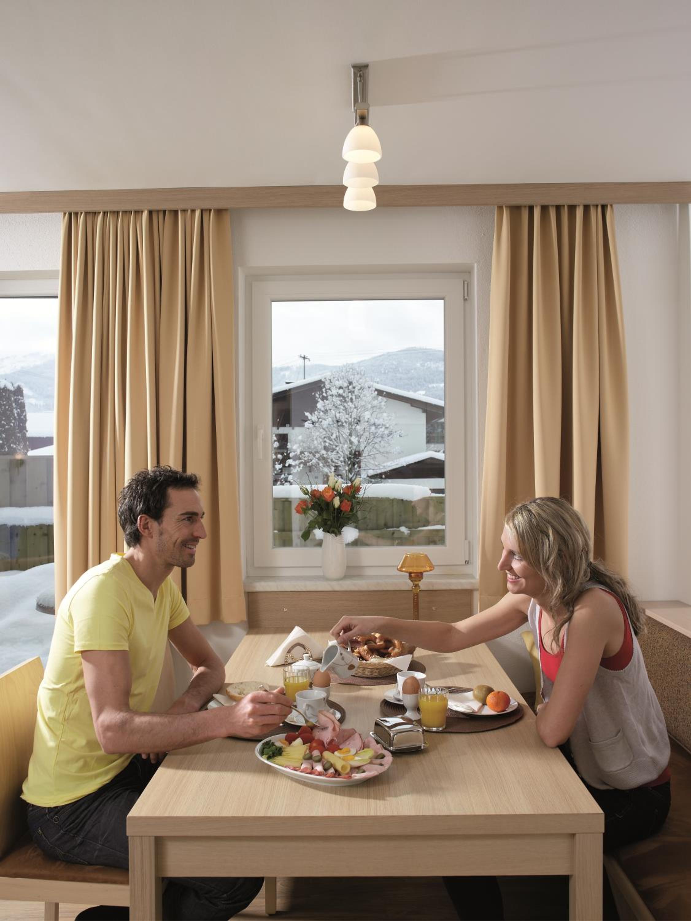 Two-Bedroom Apartment (4-7 Adults) photo 2