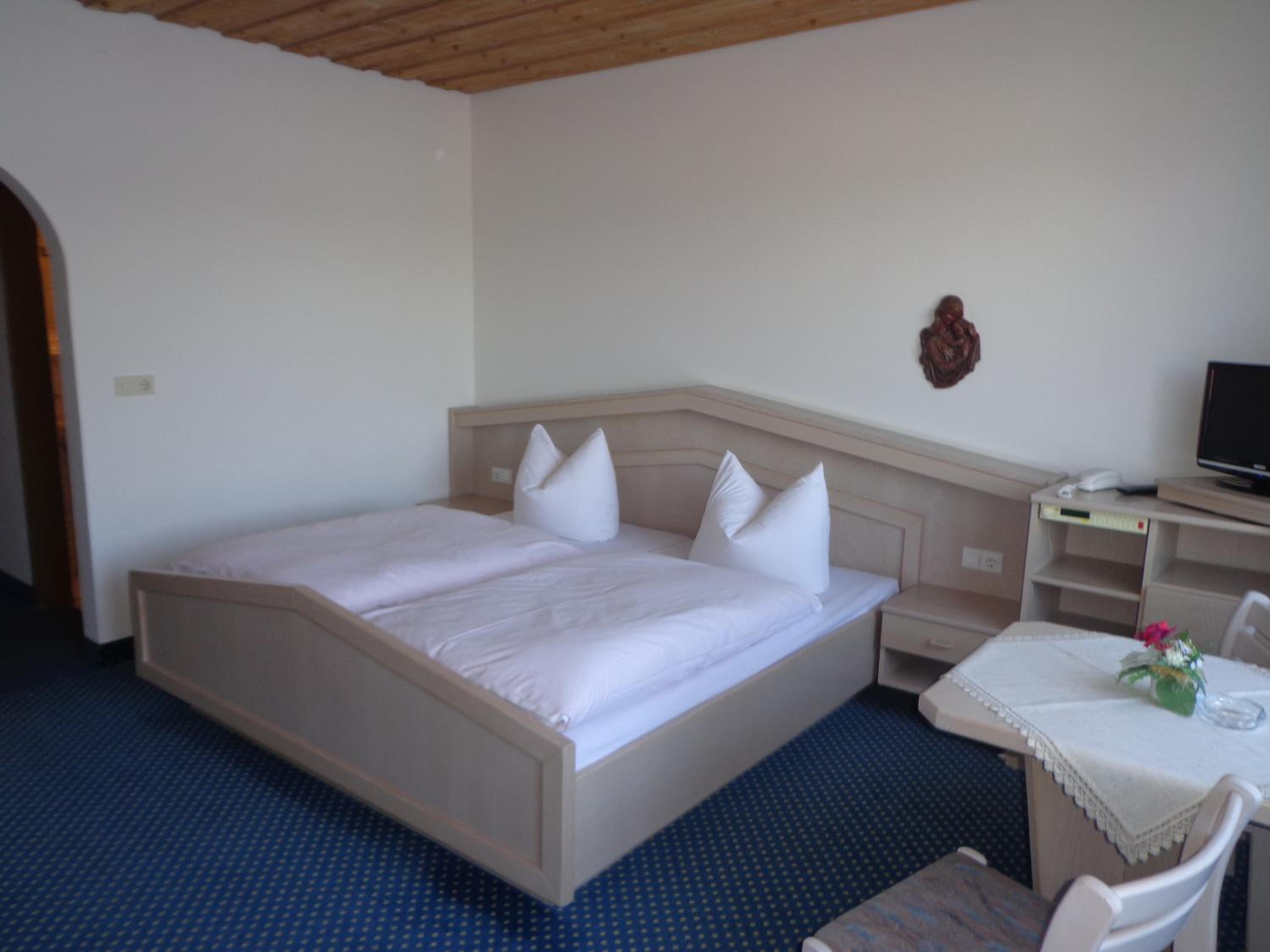 Double Room - Photo 1