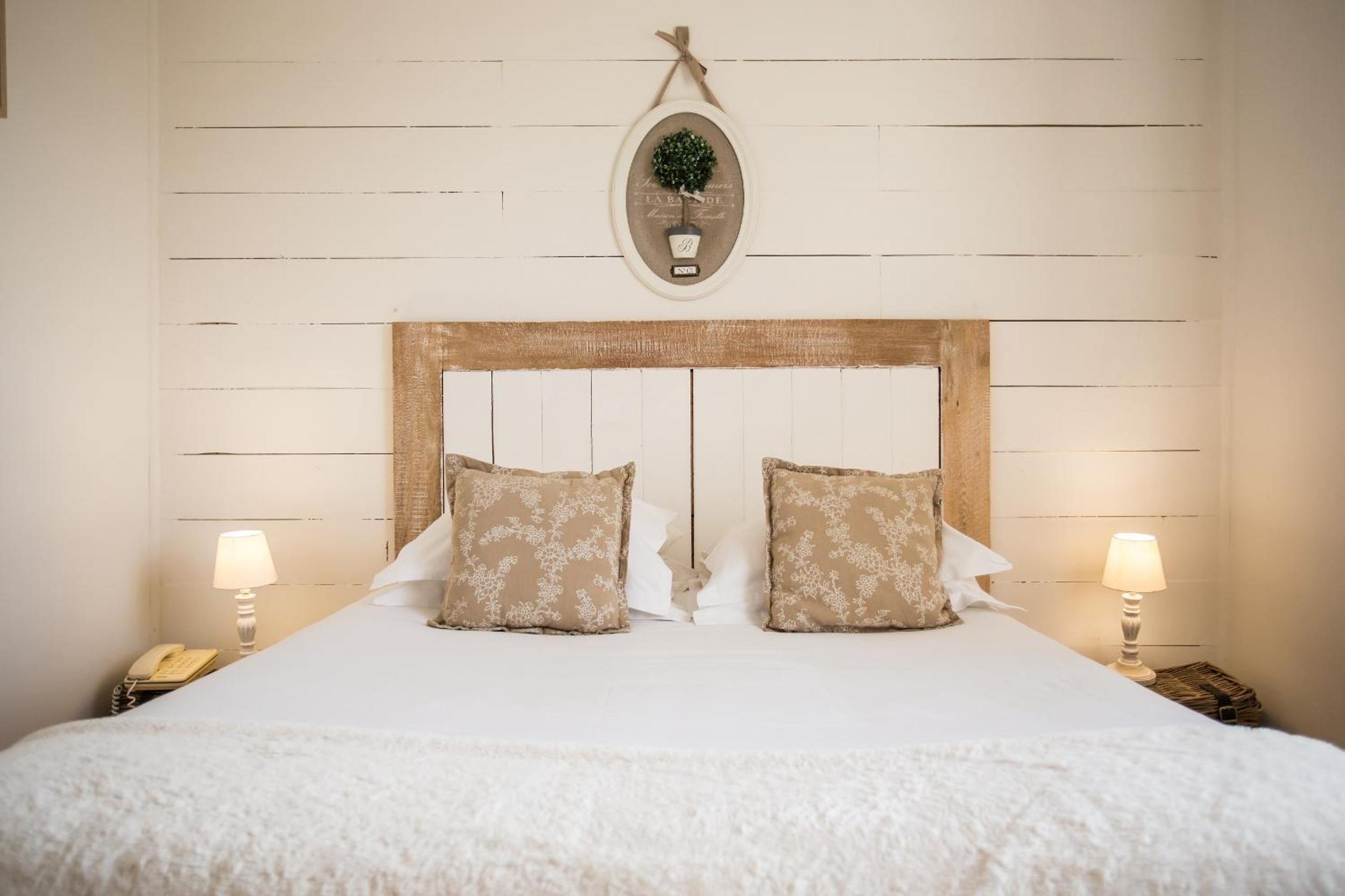 Double Room - Photo 3