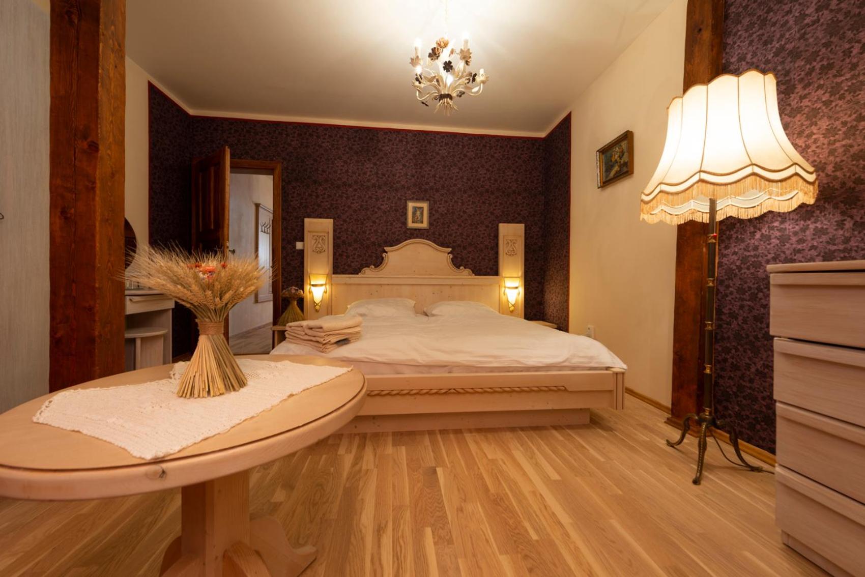 Quadruple Room with Private Bathroom - Photo 2
