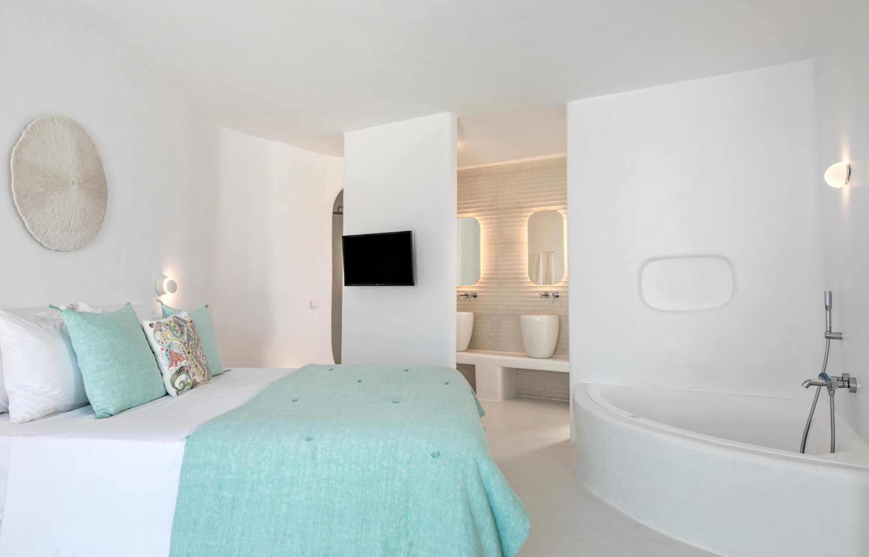 Ocean View Diamond Suite, Heated, Private, Plunge Pool - Photo 9