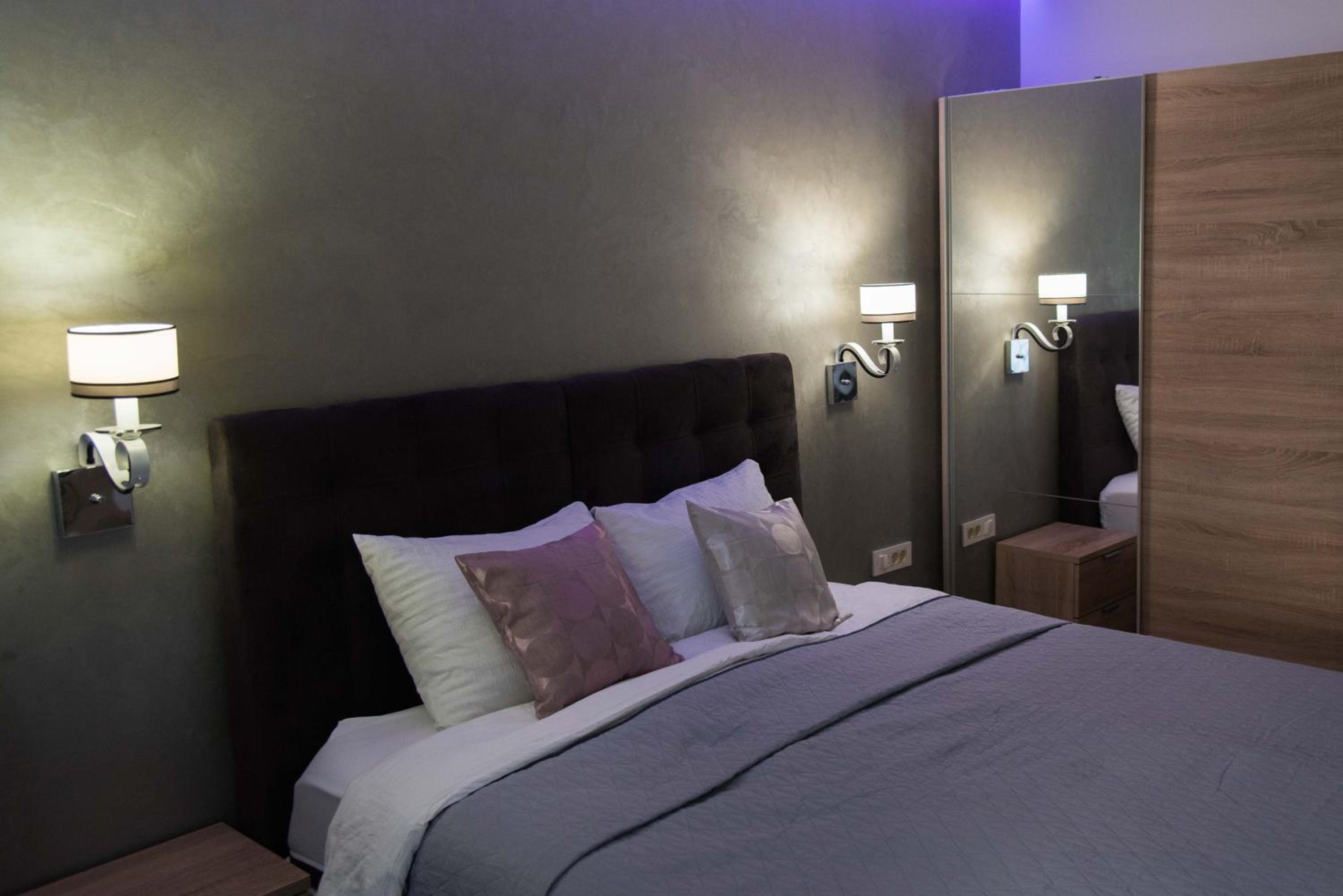 Deluxe Double Or Twin Room With Extra Bed photo 1