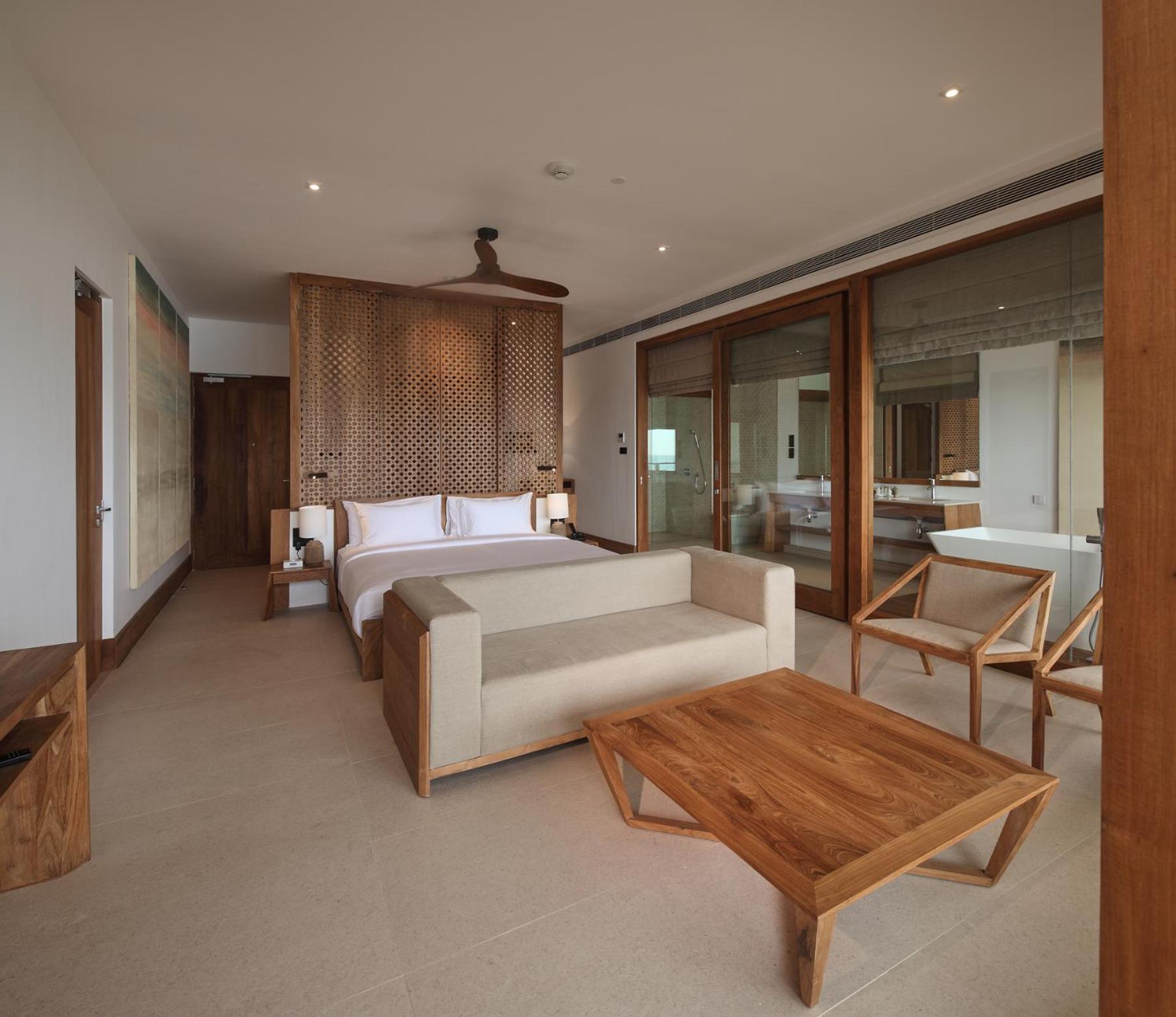 King Suite with Ocean View with 15 Min Free foot massage, photo 6