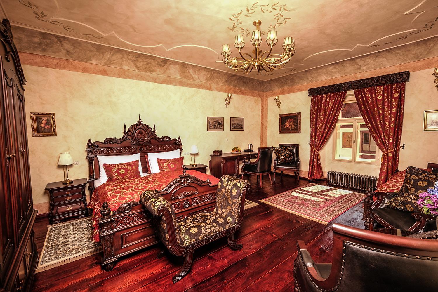 Suite Maxmillián II.